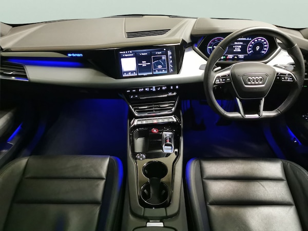 Used Audi e-tron GT 2021 for sale - 76312790: Photo 12