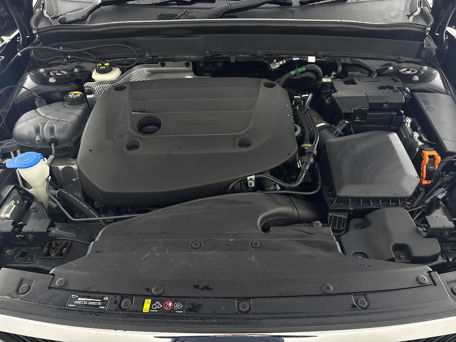 Used Volvo XC40 2022 for sale - 76330935: Photo 44