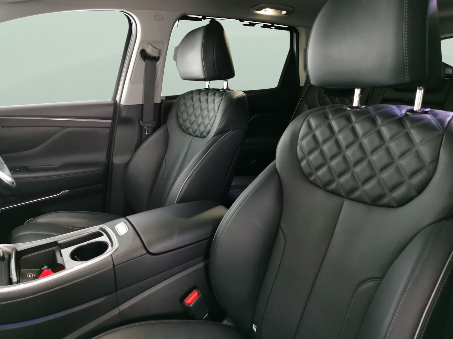 Used Hyundai Santa Fe 2023 for sale - 77061934: Photo 8