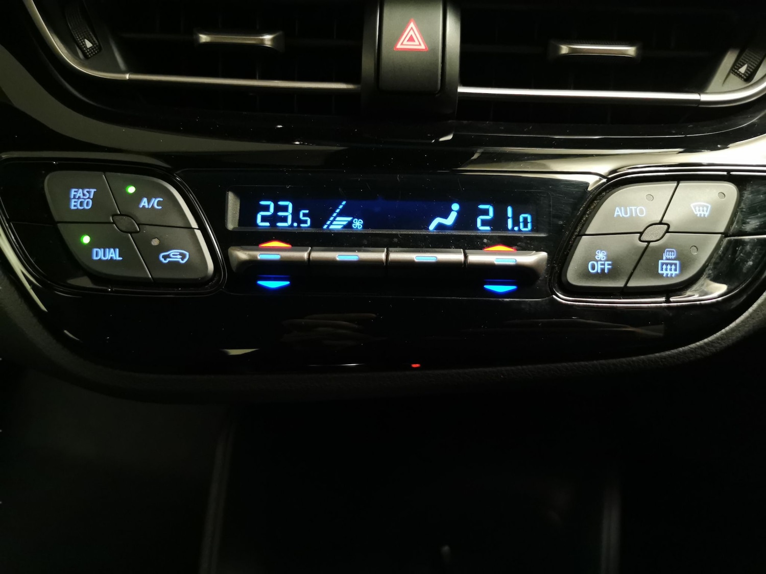 Used Toyota C-HR 2021 for sale - 77569921: Photo 16