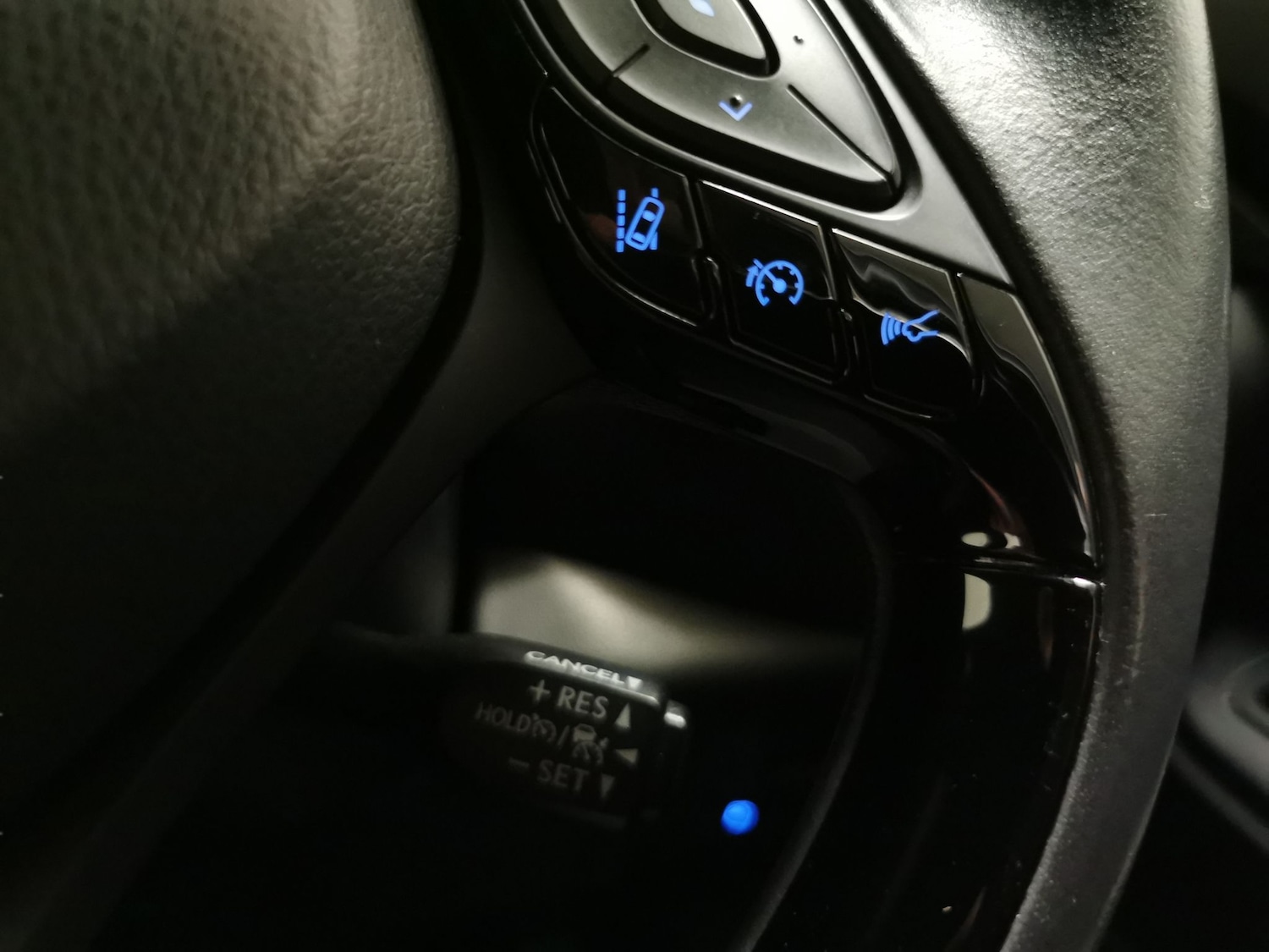 Used Toyota C-HR 2021 for sale - 77569921: Photo 17