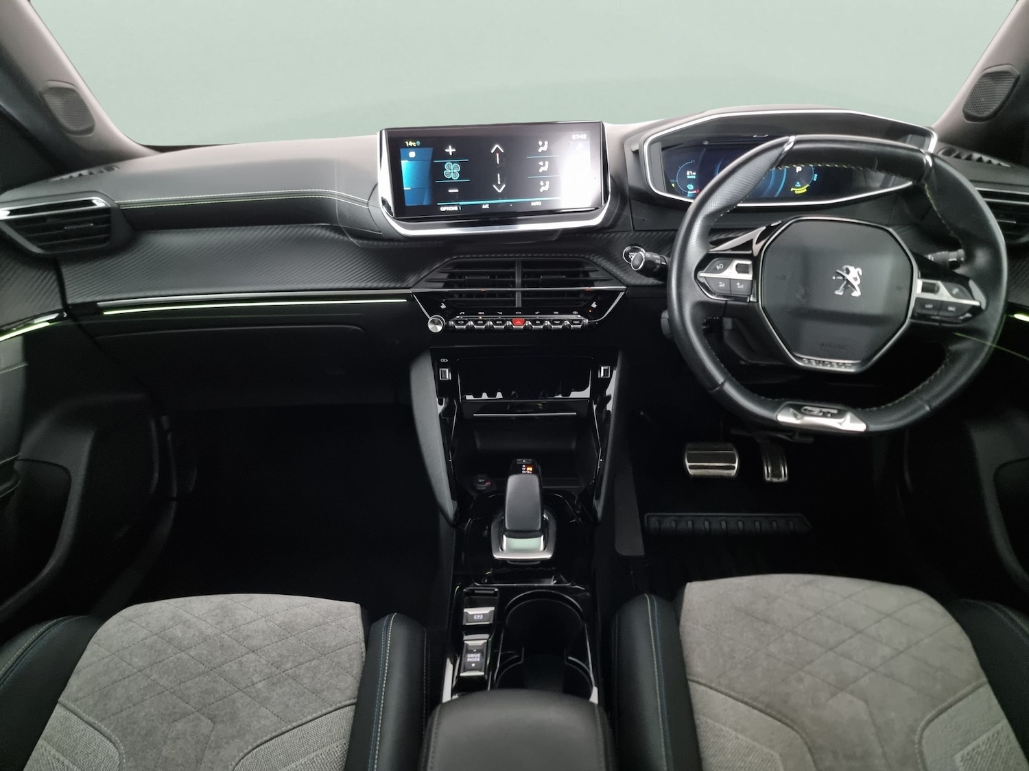 Used Peugeot E-2008 2021 for sale - 76173404: Photo 4