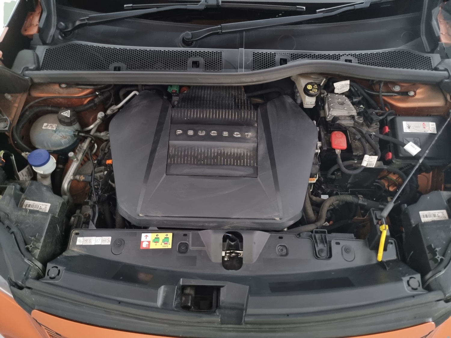 Used Peugeot E-2008 2021 for sale - 76173404: Photo 44