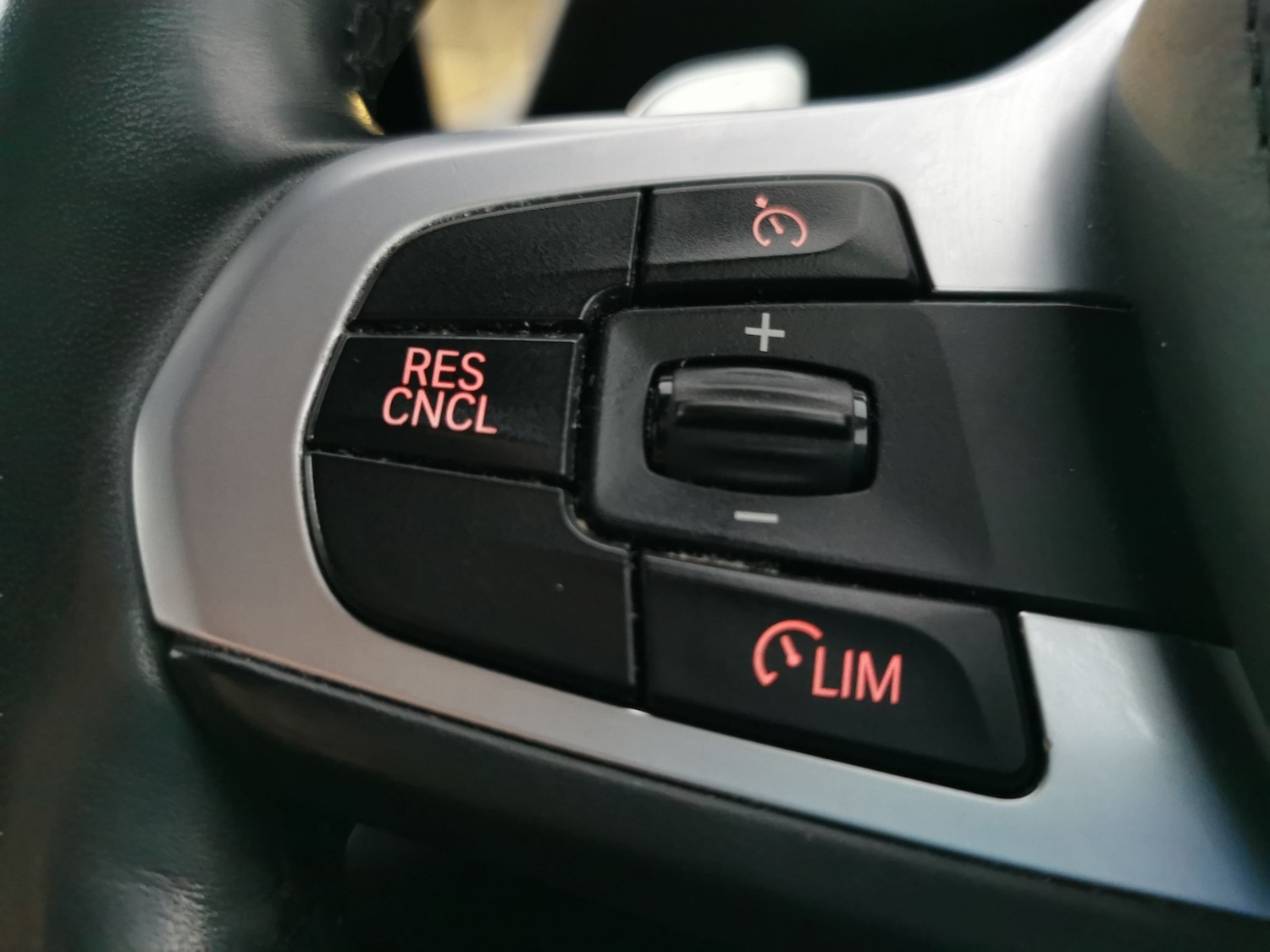 Used BMW 5 Series 2018 for sale - 77012202: Photo 24