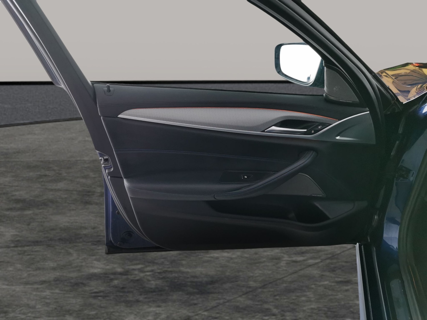 Used BMW 5 Series 2018 for sale - 77012202: Photo 30