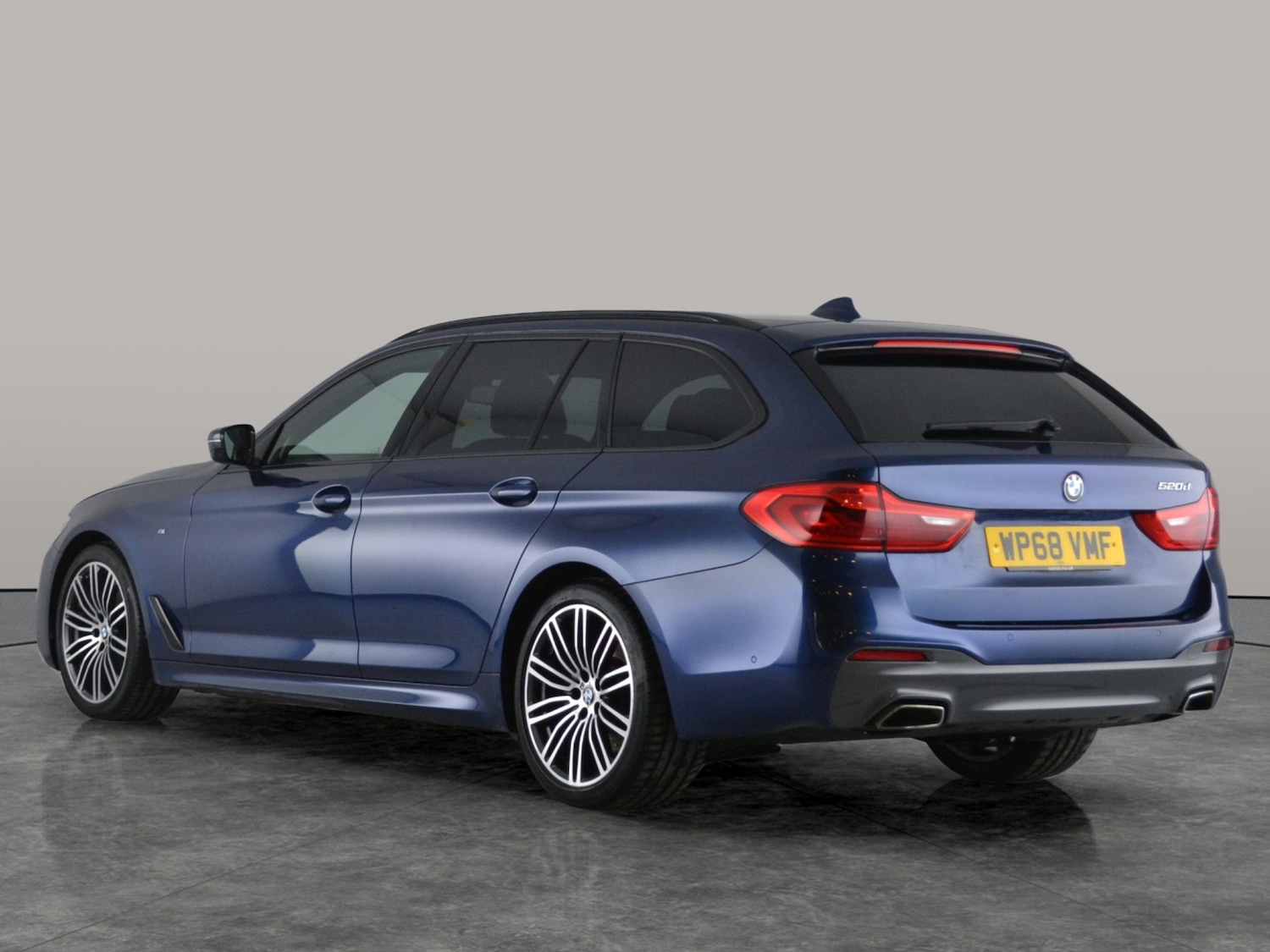 Used BMW 5 Series 2018 for sale - 77012202: Photo 9