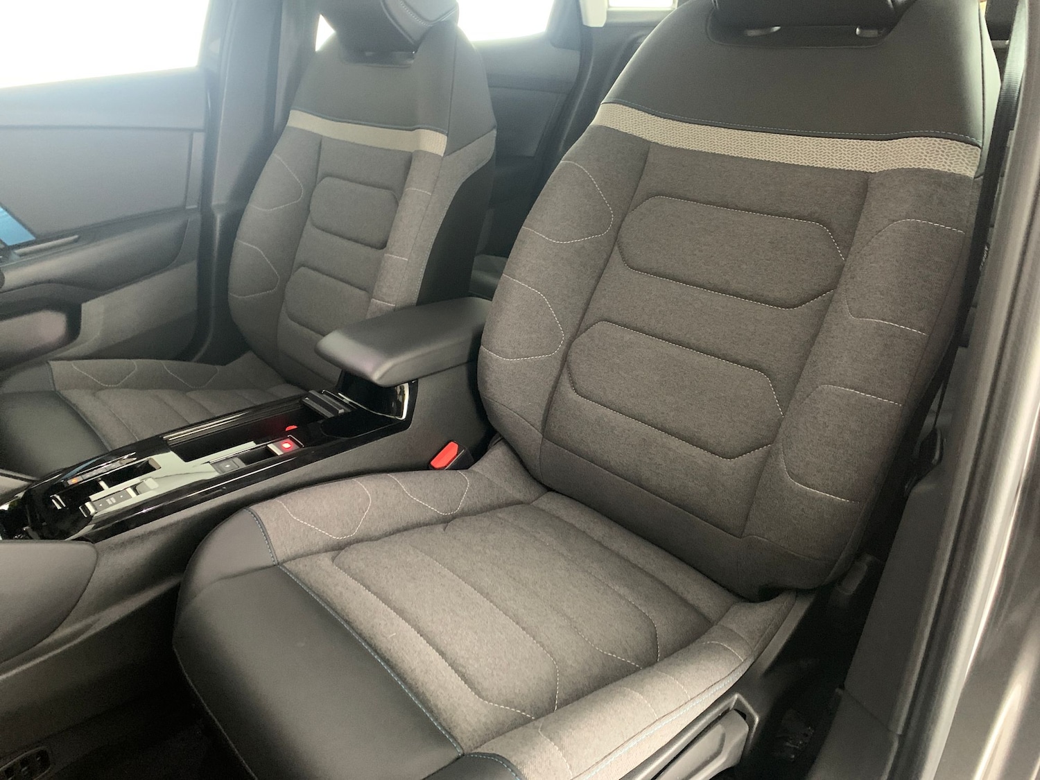 Used Citroen e-C4 for sale - 76477651: Photo 12