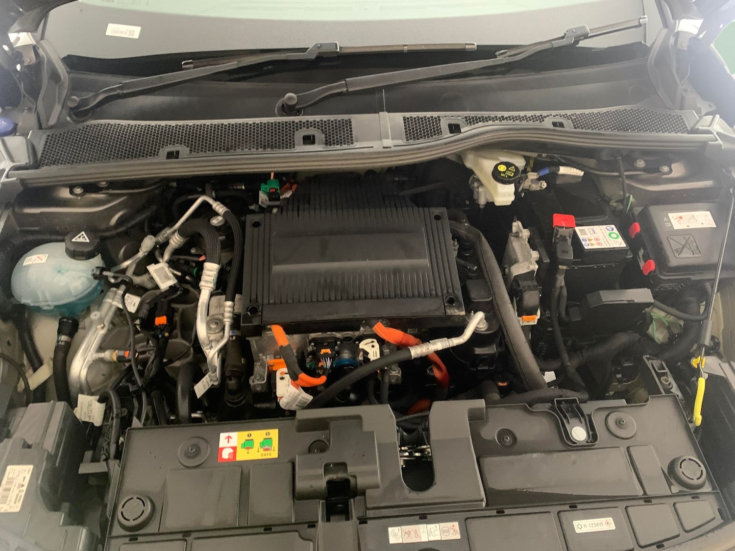 Used Citroen e-C4 for sale - 76477651: Photo 29