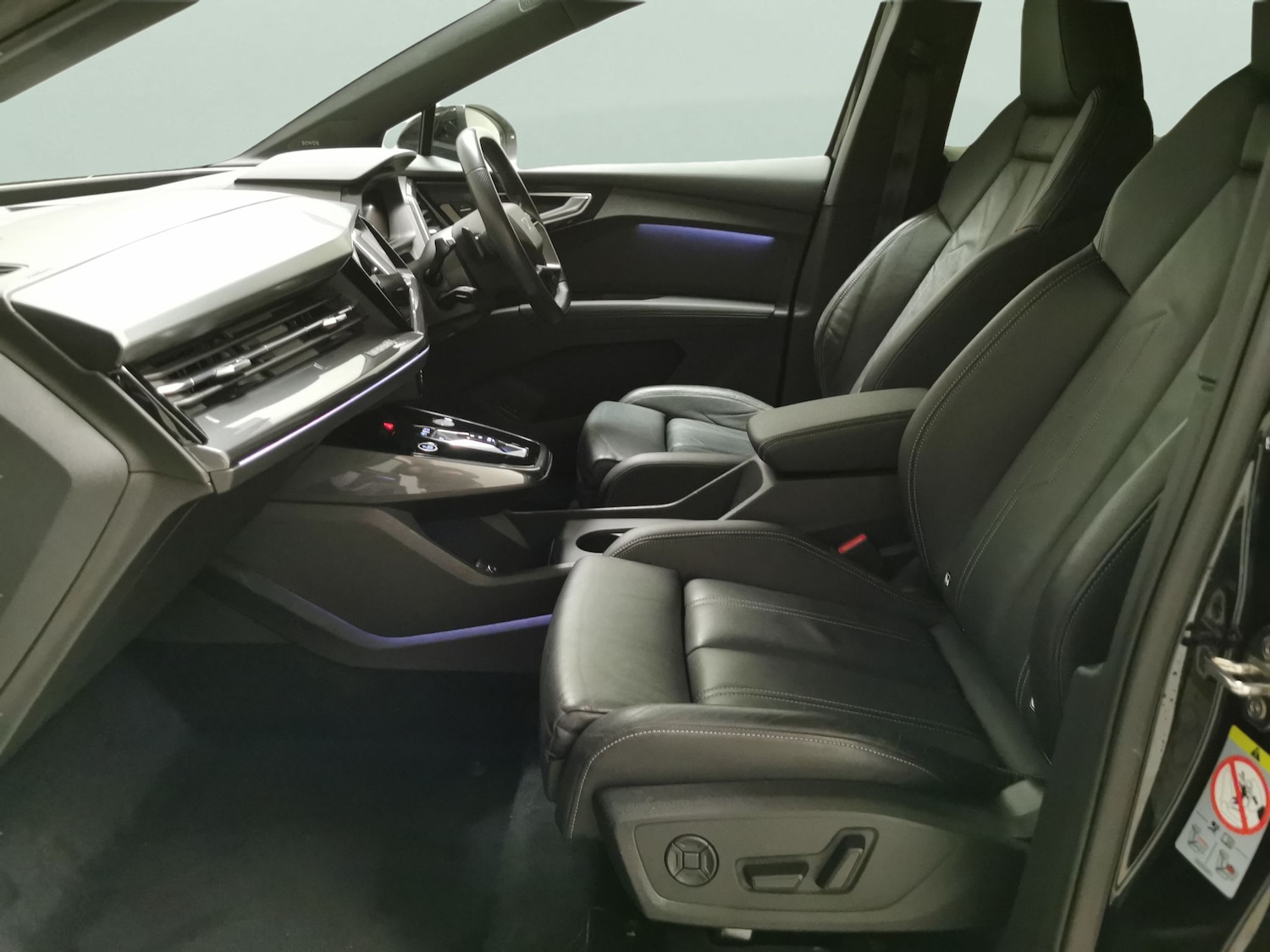 Used Audi Q4 e-tron 2022 for sale - 77577965: Photo 4