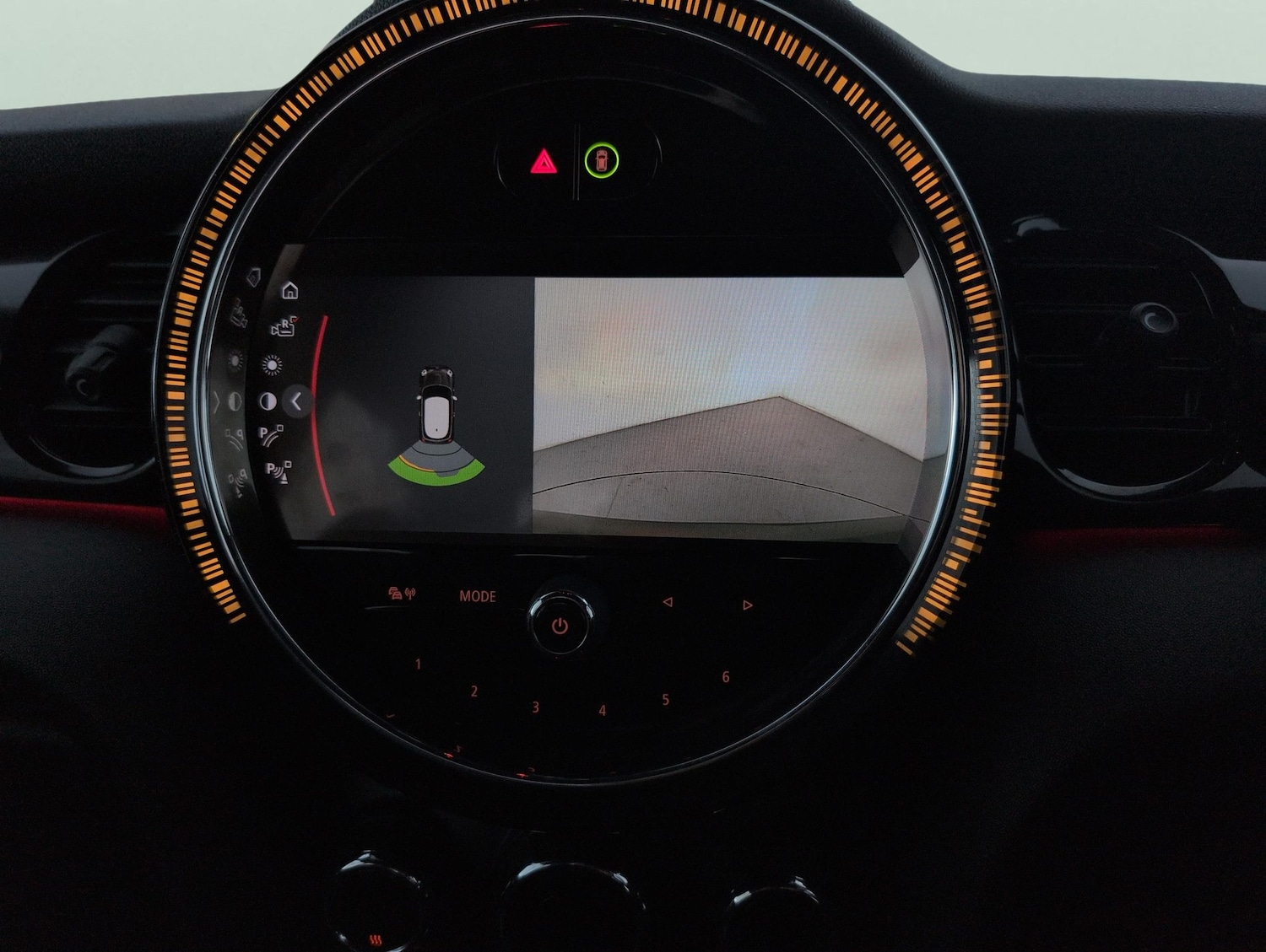 Used MINI Electric Hatch 2023 for sale - 76439549: Photo 8