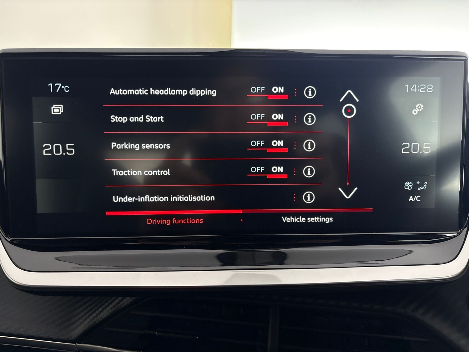 Used Peugeot 2008 2022 for sale - 78055496: Photo 27