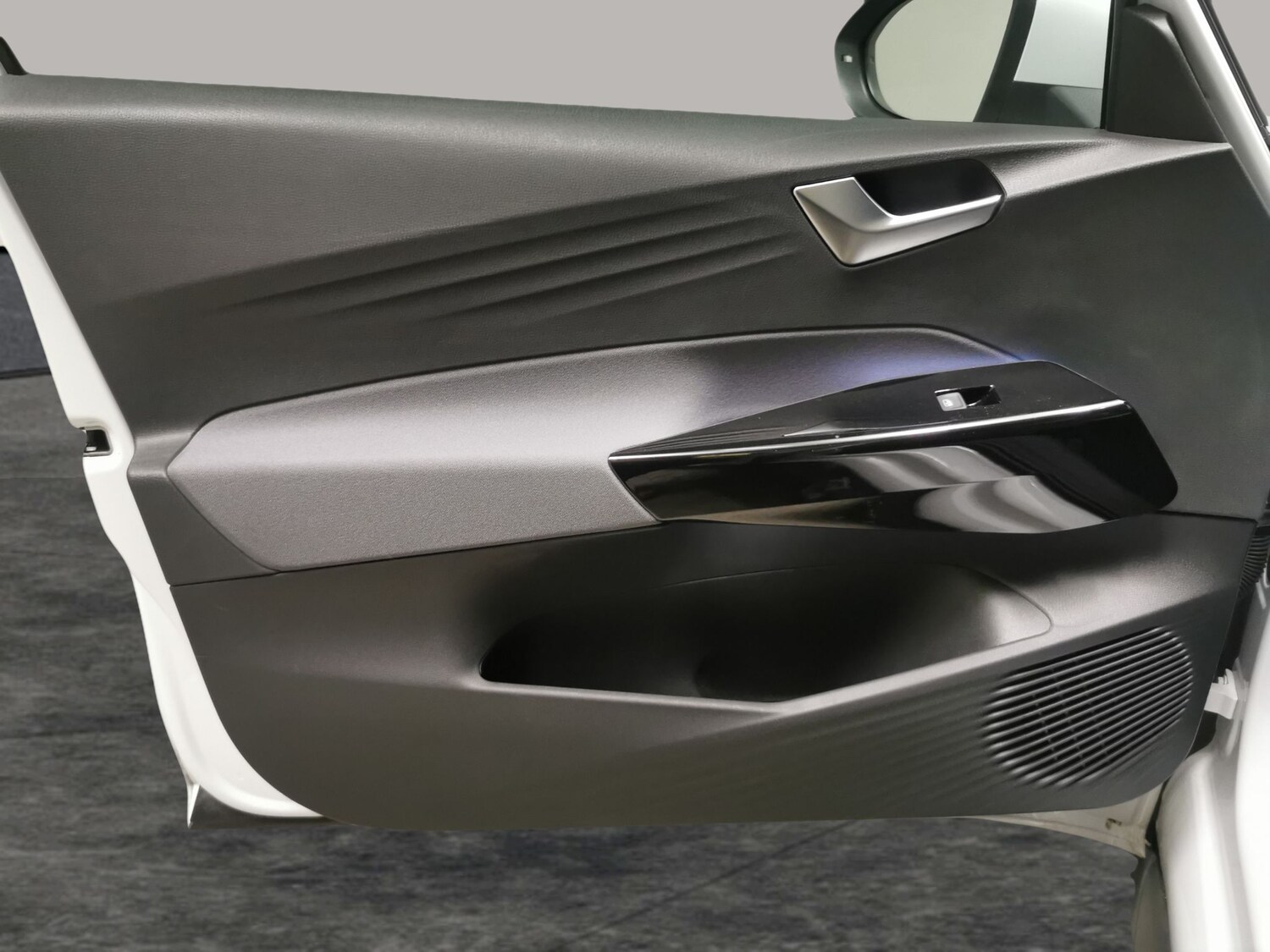 Used Volkswagen ID.3 2023 for sale - 78082111: Photo 24