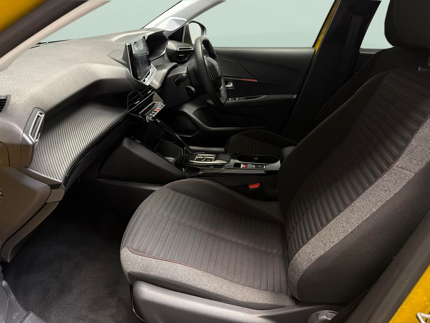 Used Peugeot 208 2022 for sale - 77529958: Photo 4