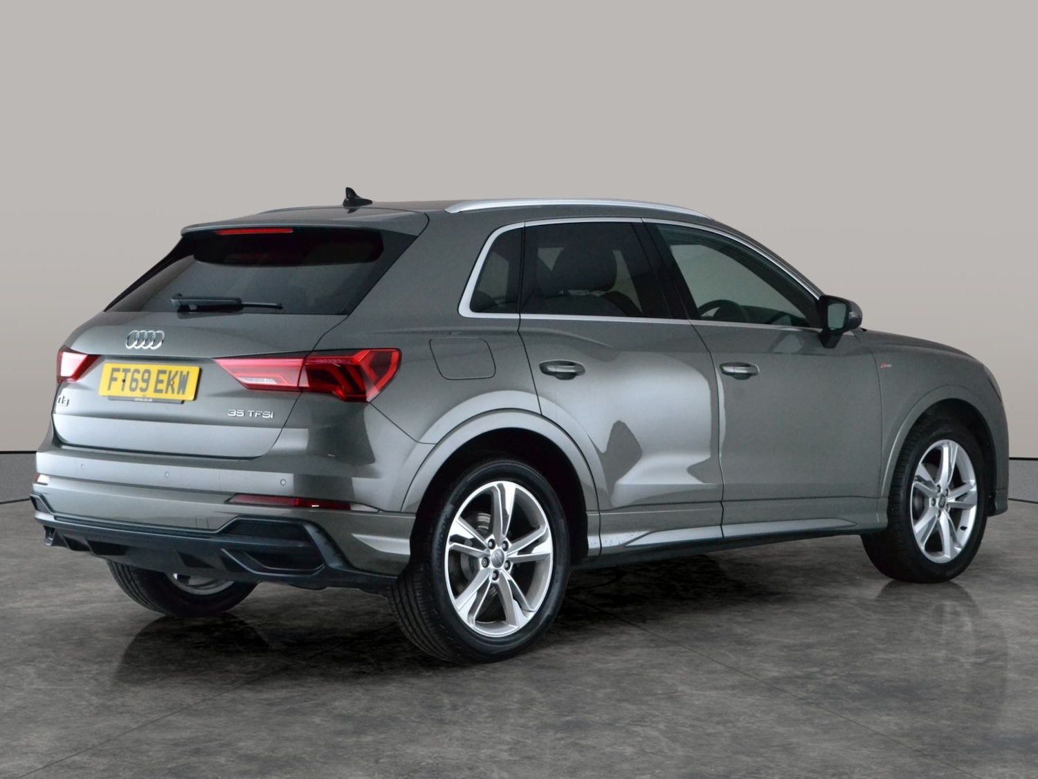 Used Audi Q3 2020 for sale - 77600879: Photo 10