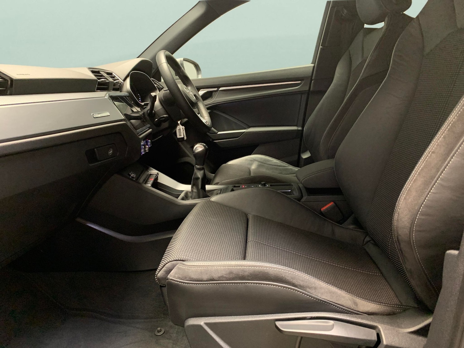 Used Audi Q3 2020 for sale - 77600879: Photo 4