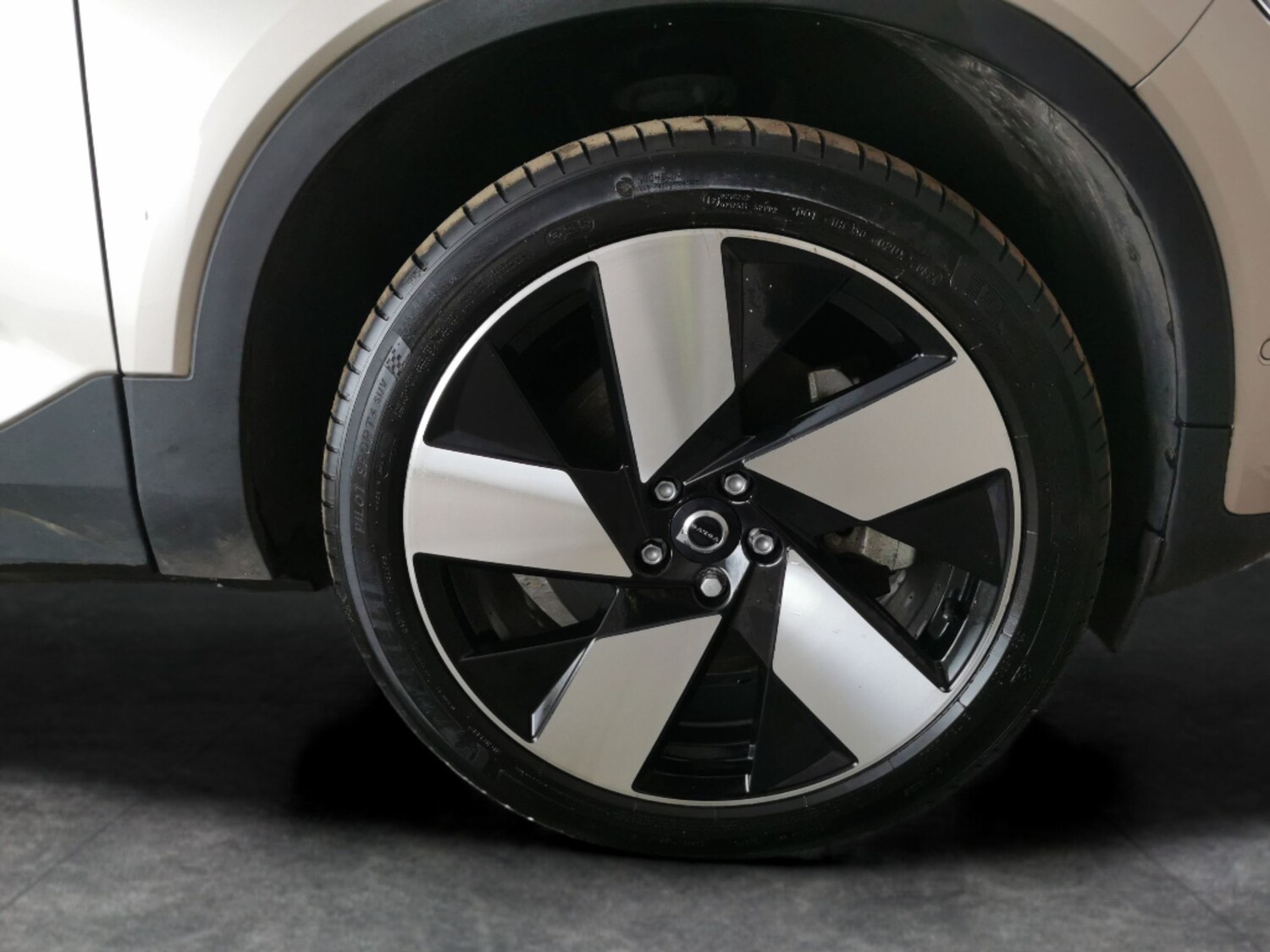 Used Volvo XC40 2023 for sale - 78163642: Photo 31