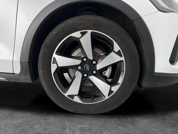 Used Ford Focus 2023 for sale - 76230207: Photo 34