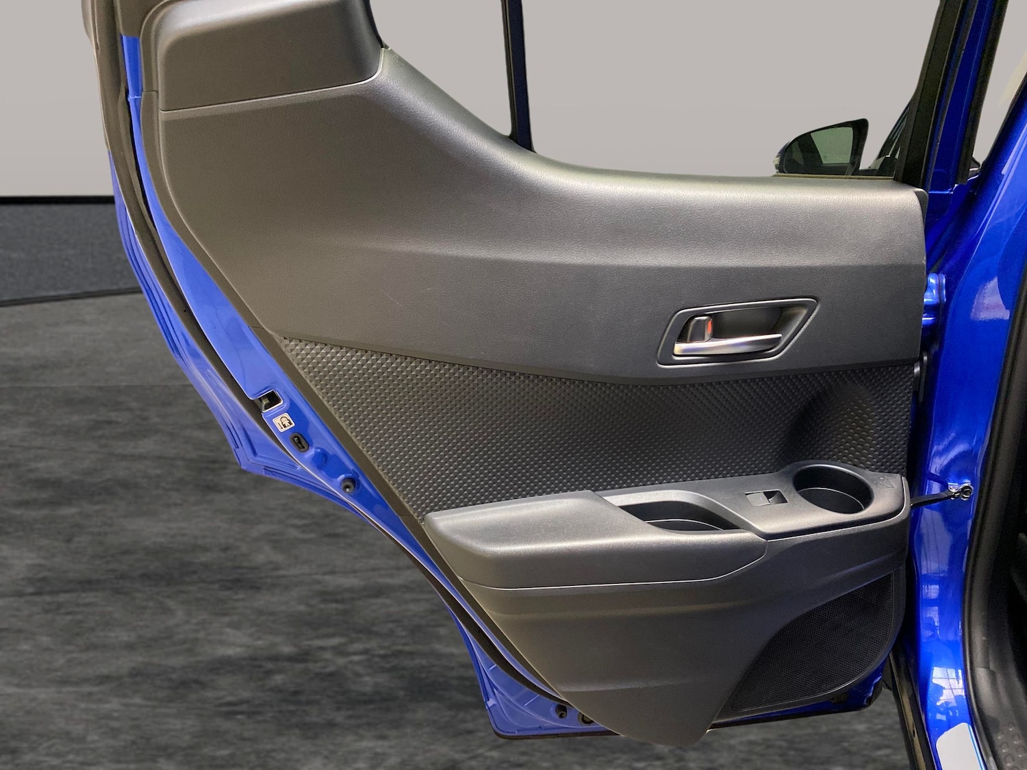 Used Toyota C-HR 2022 for sale - 77981280: Photo 27