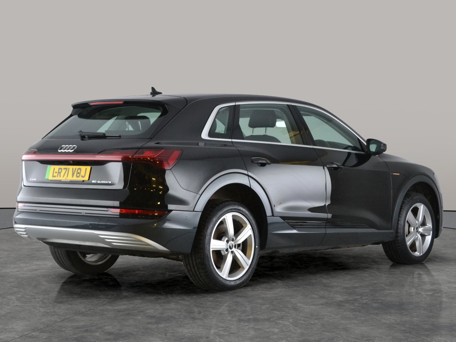 Used Audi e-tron 2021 for sale - 77557035: Photo 11