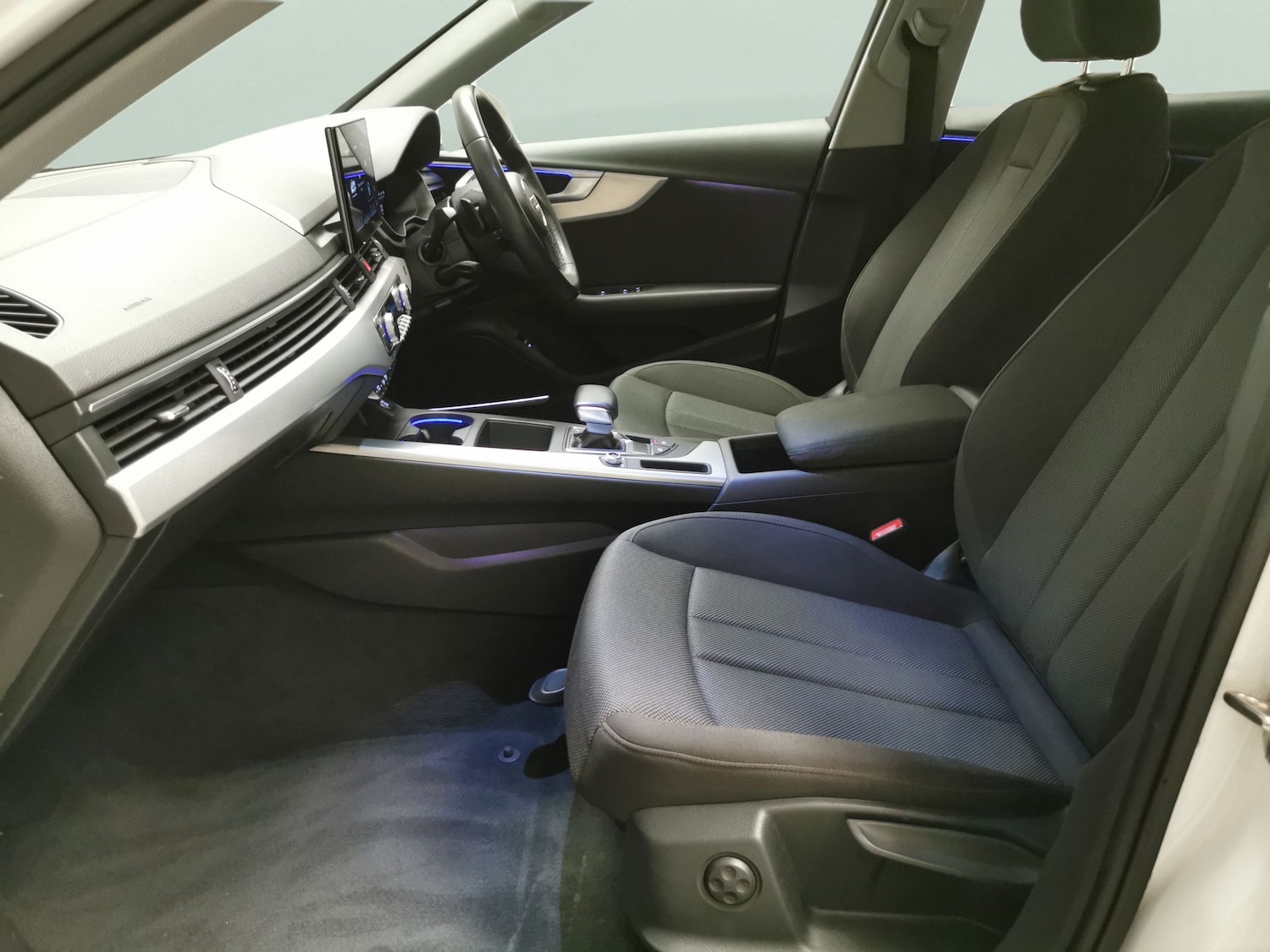 Used Audi A4 2022 for sale - 77660722: Photo 4