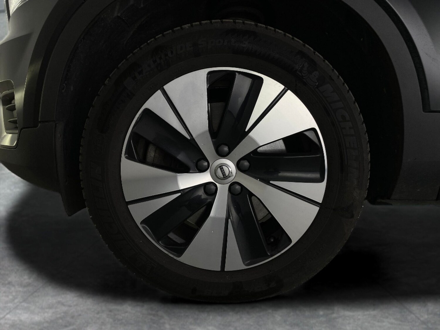 Used Volvo XC40 2022 for sale - 77688727: Photo 22