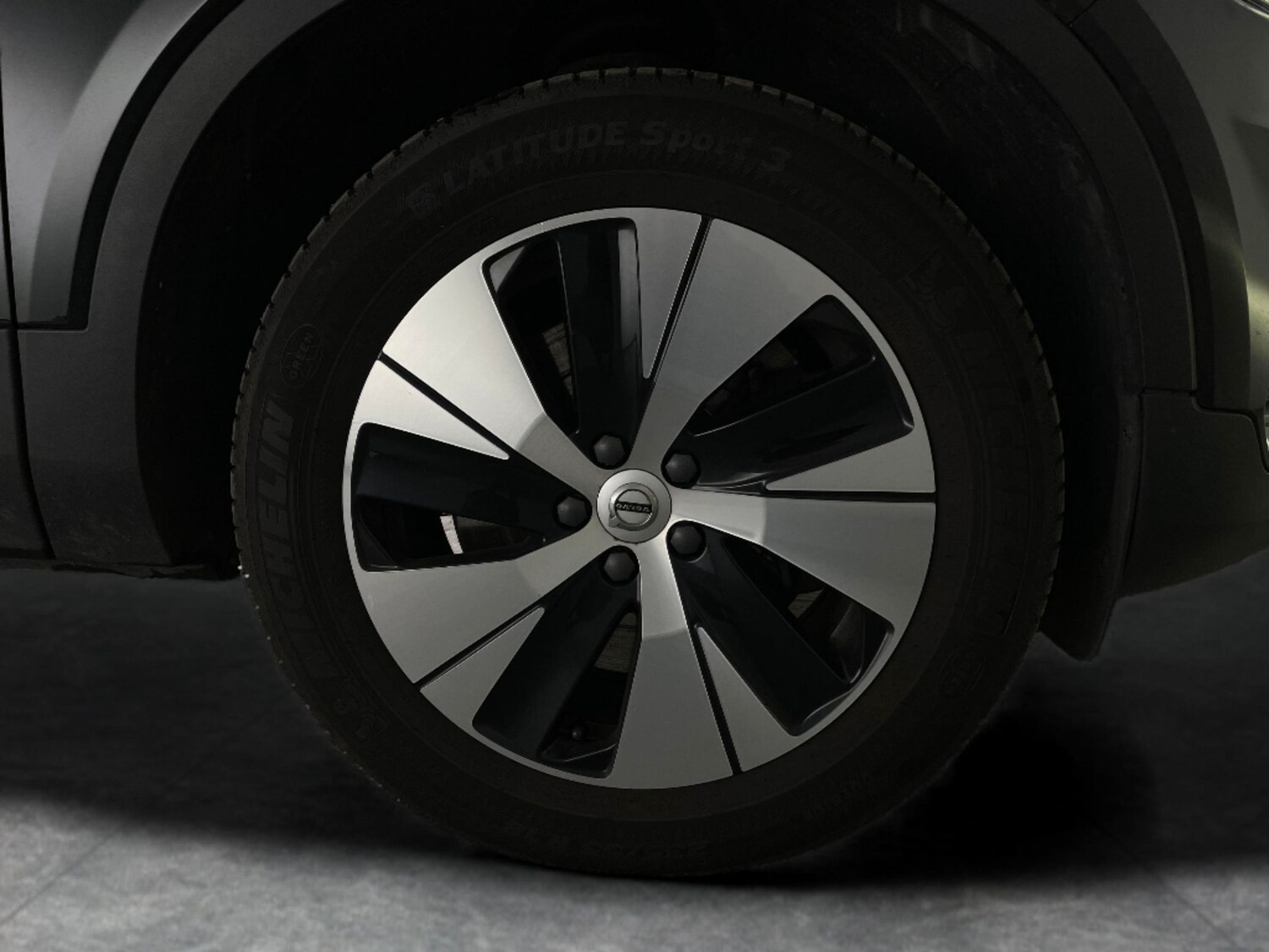 Used Volvo XC40 2022 for sale - 77688727: Photo 23