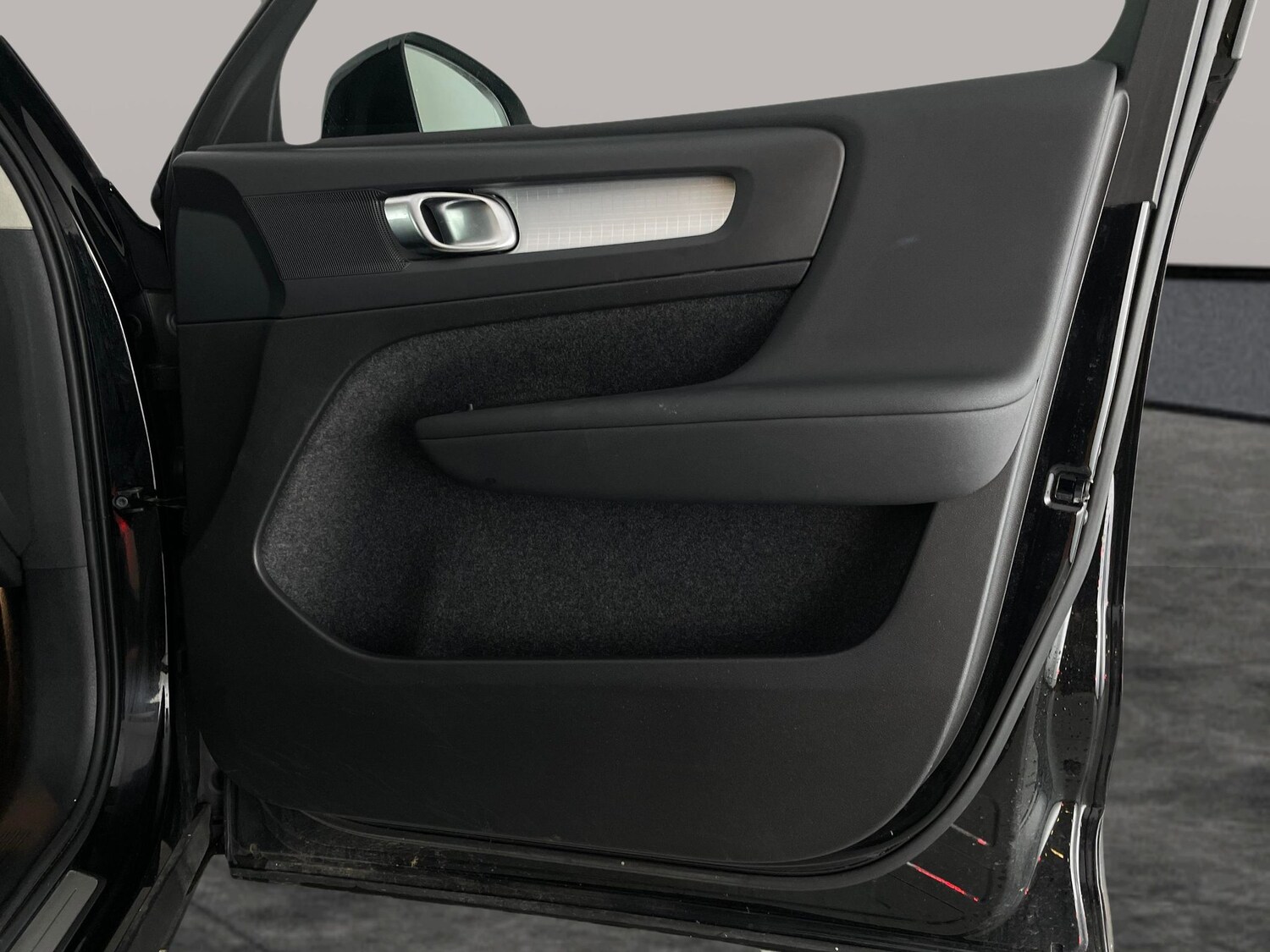 Used Volvo XC40 2022 for sale - 77688727: Photo 29