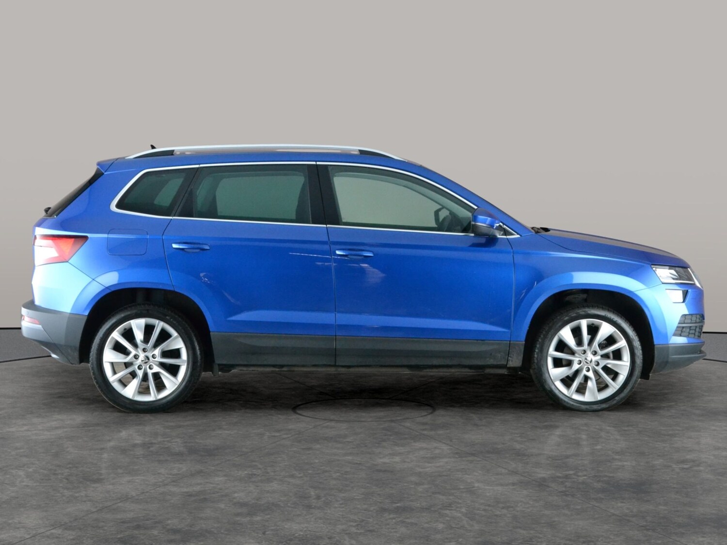 Used Skoda Karoq 2022 for sale - 77707845: Photo 9