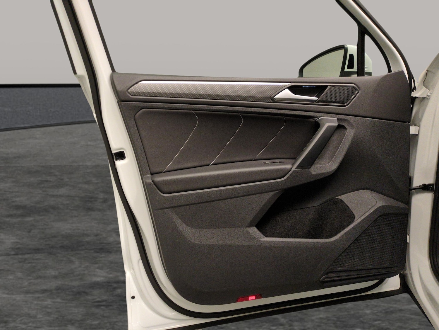 Used Volkswagen Tiguan 2023 for sale - 78180653: Photo 29