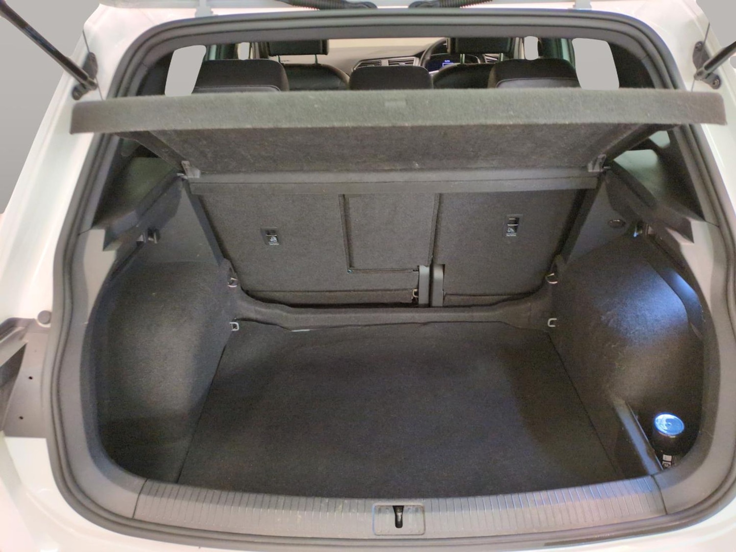 Used Volkswagen Tiguan 2023 for sale - 78180653: Photo 35