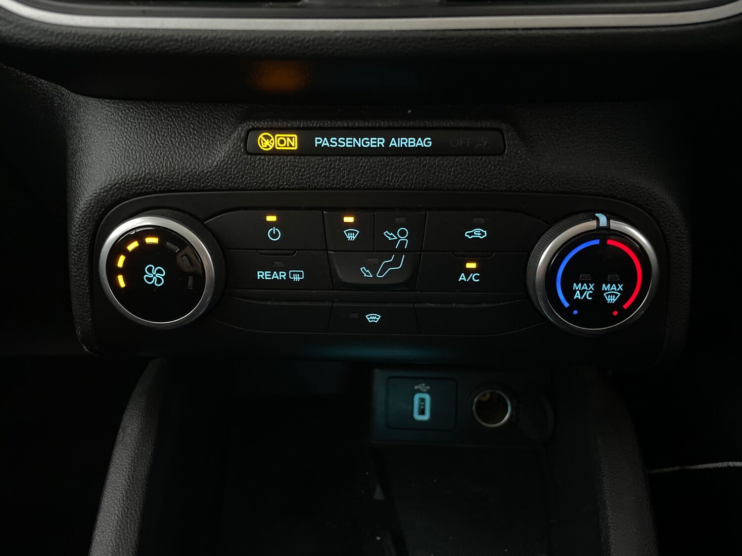 Used Ford Focus 2020 for sale - 76588928: Photo 20