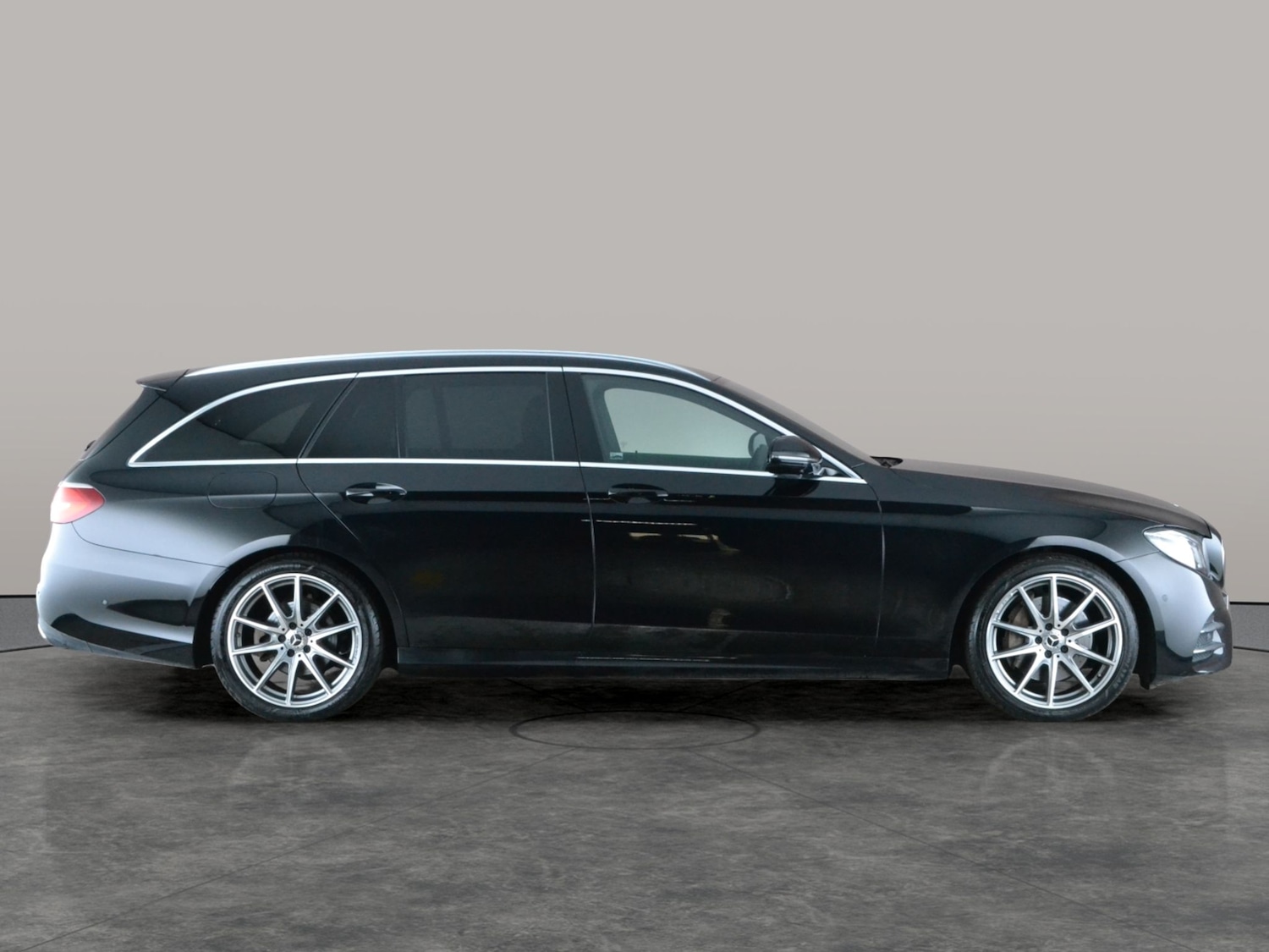 Used Mercedes-Benz E Class 2020 for sale - 77462244: Photo 10