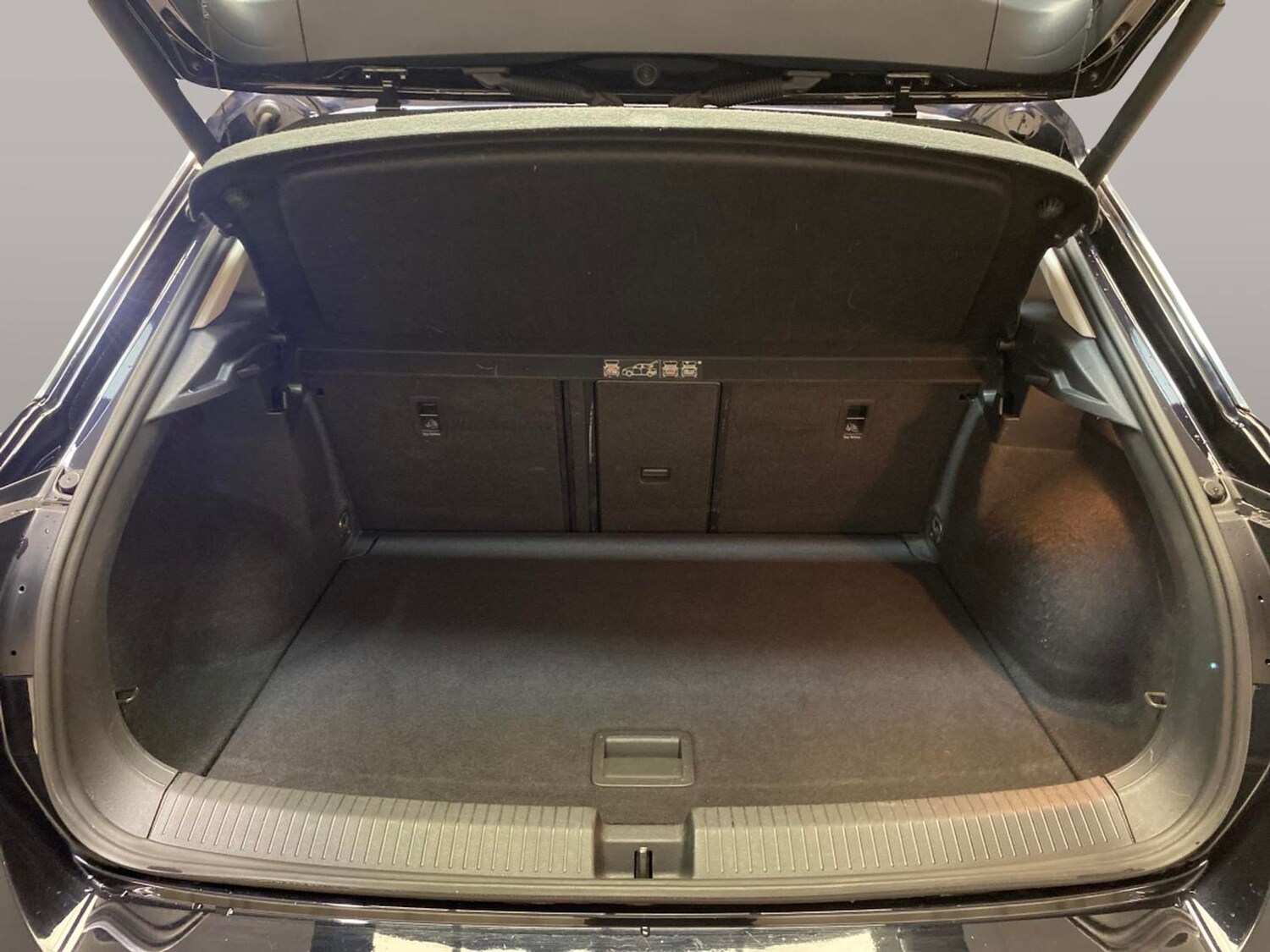 Used Volkswagen T-Roc 2020 for sale - 78159653: Photo 31