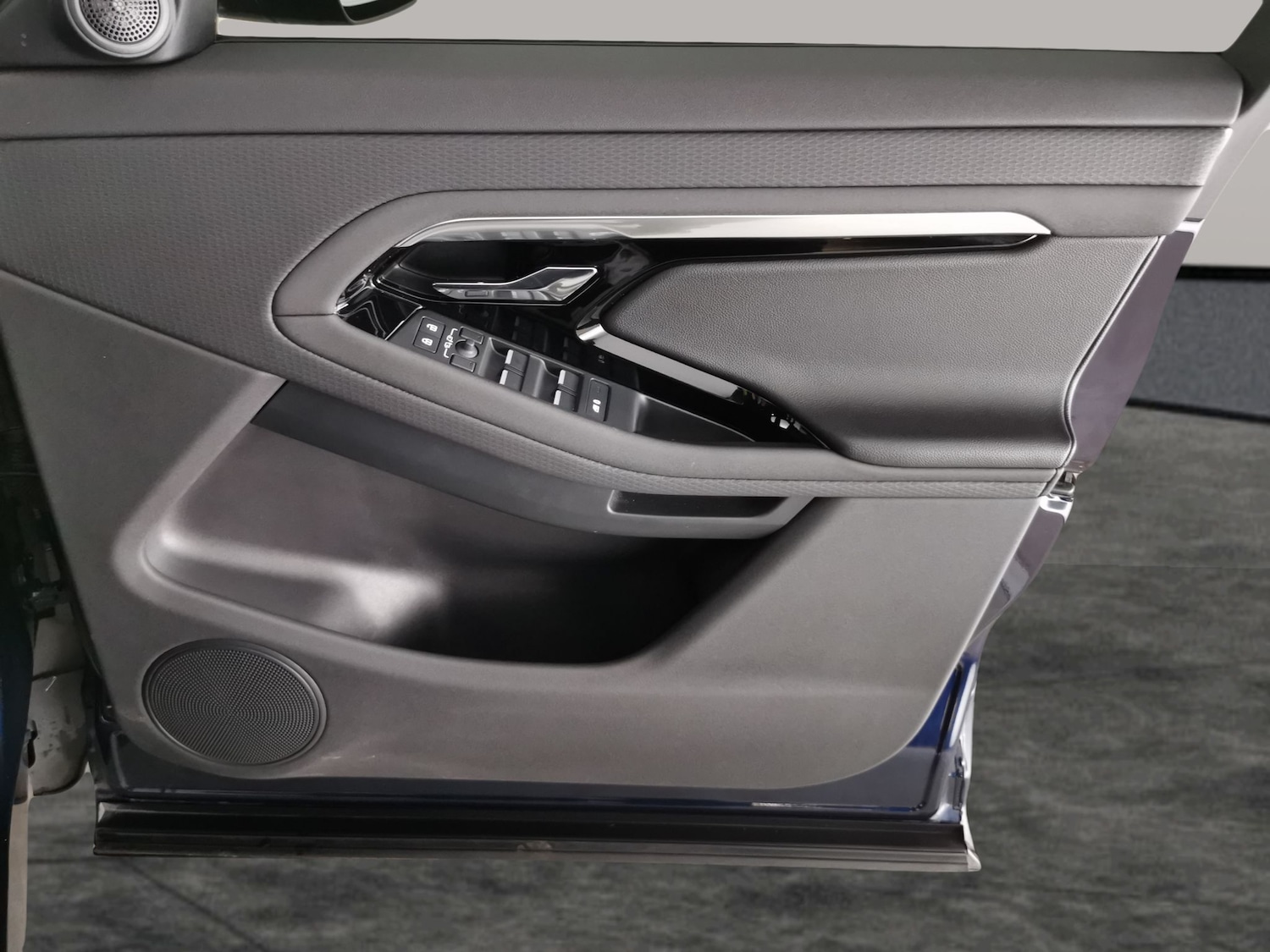 Used Land Rover Range Rover Evoque 2023 for sale - 78144366: Photo 35