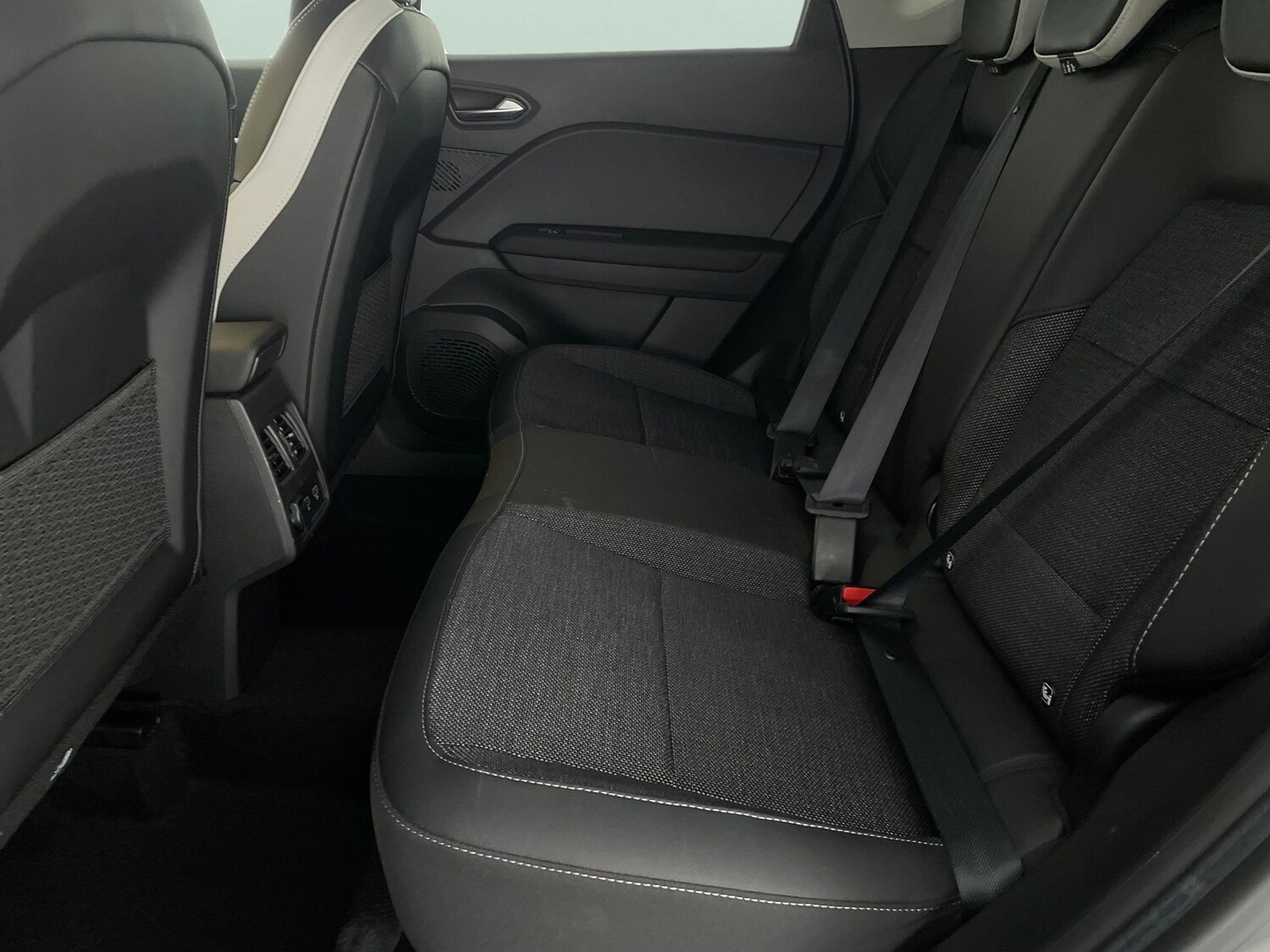 Used Renault Captur 2023 for sale - 77911674: Photo 27