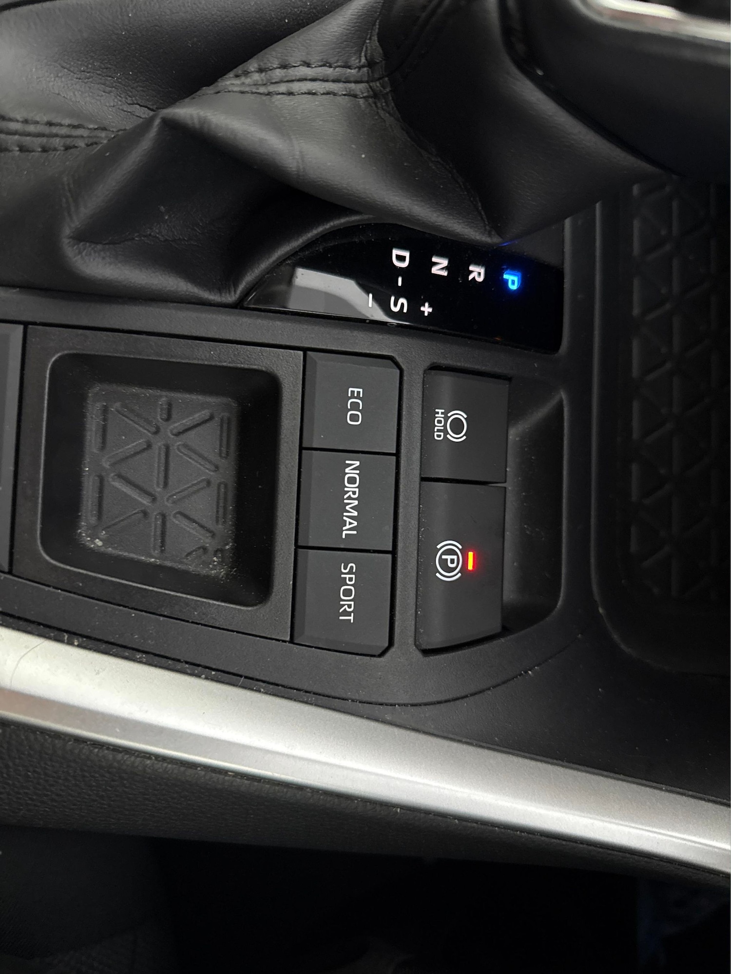 Used Toyota RAV4 2023 for sale - 77896652: Photo 18