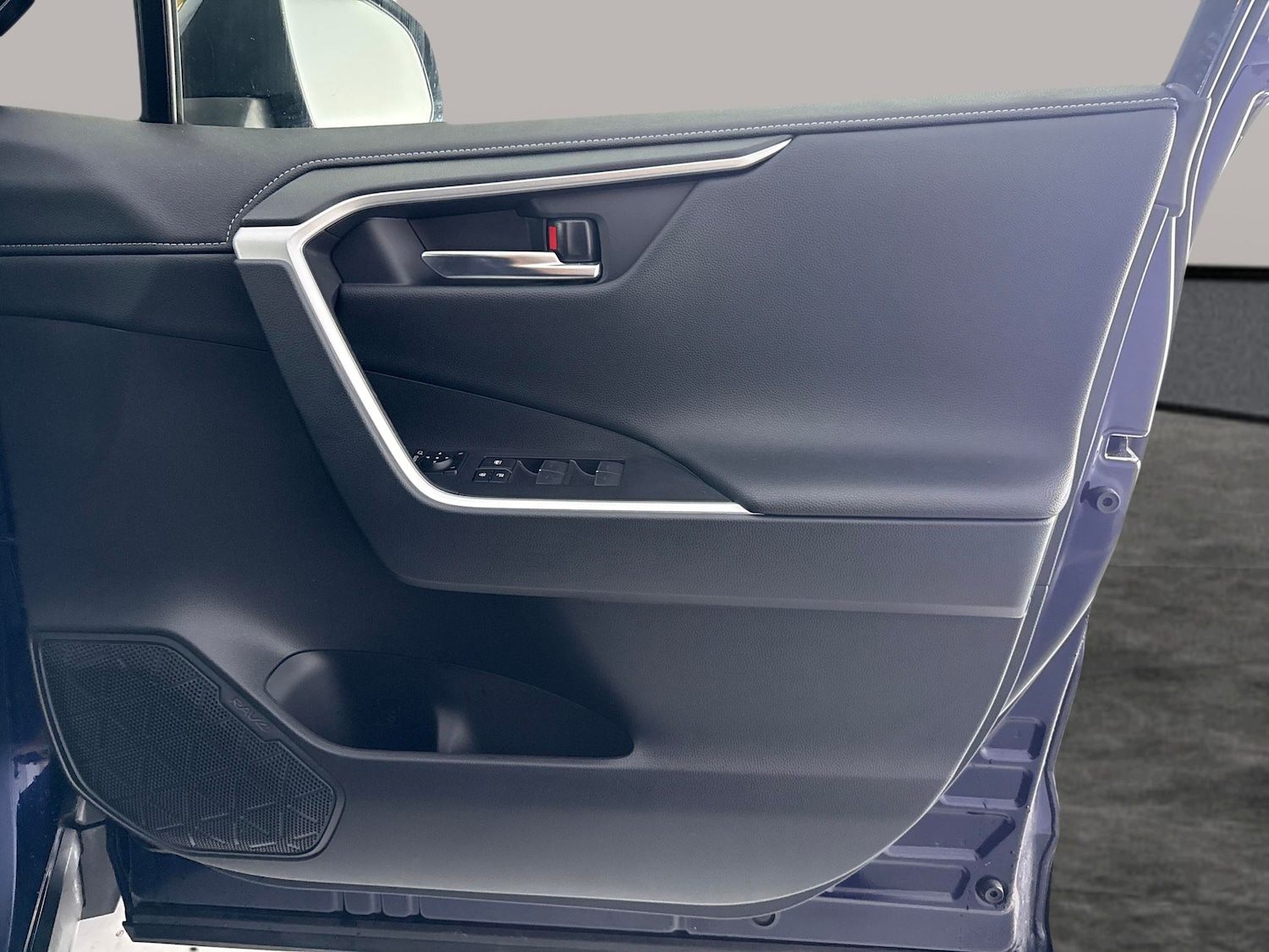 Used Toyota RAV4 2023 for sale - 77896652: Photo 31