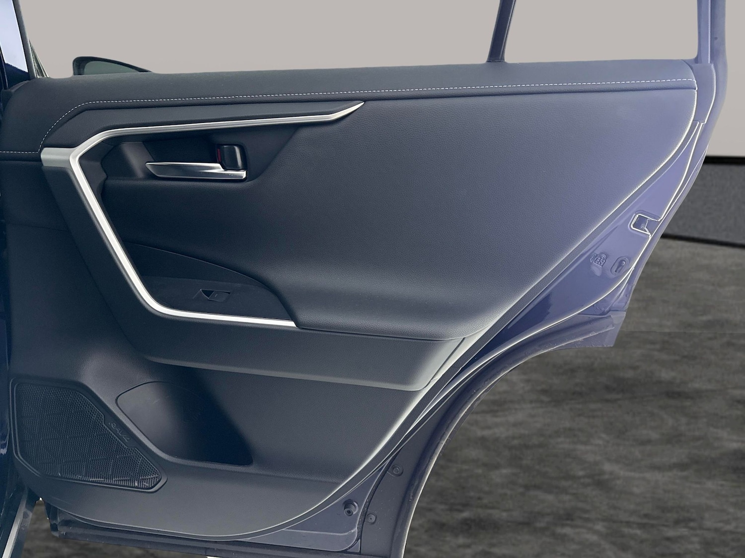 Used Toyota RAV4 2023 for sale - 77896652: Photo 32