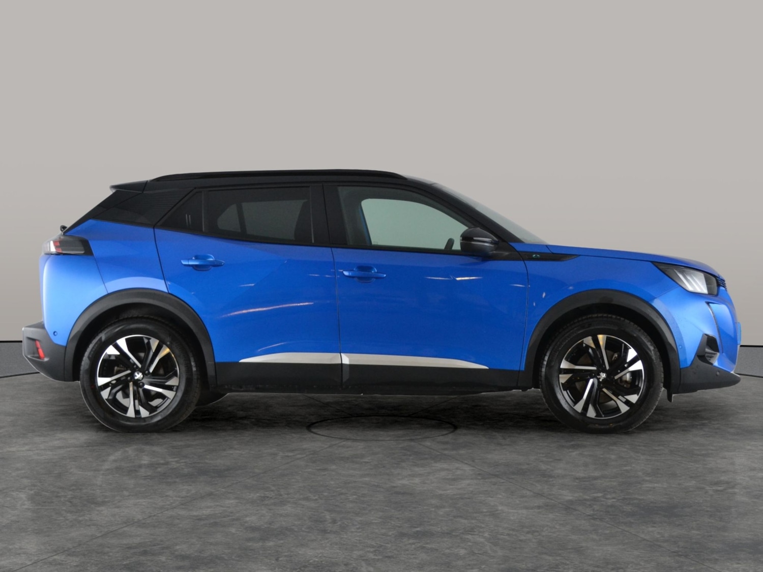 Used Peugeot E-2008 2022 for sale - 77294920: Photo 12