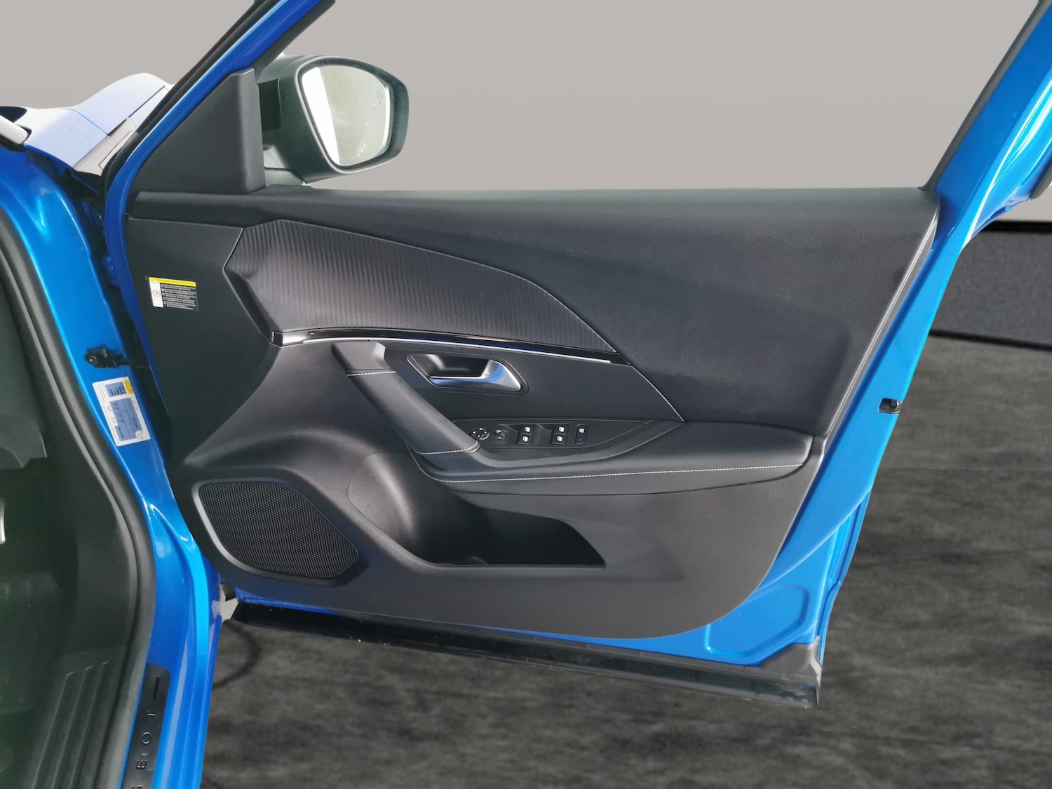 Used Peugeot E-2008 2022 for sale - 77294920: Photo 30