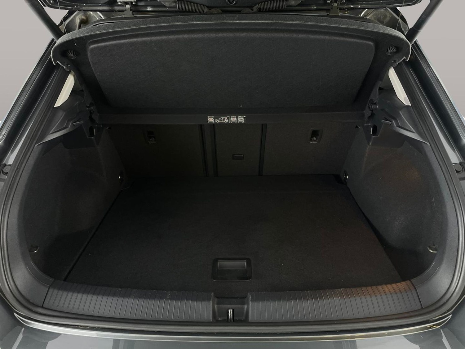 Used Volkswagen T-Roc 2020 for sale - 77274206: Photo 32