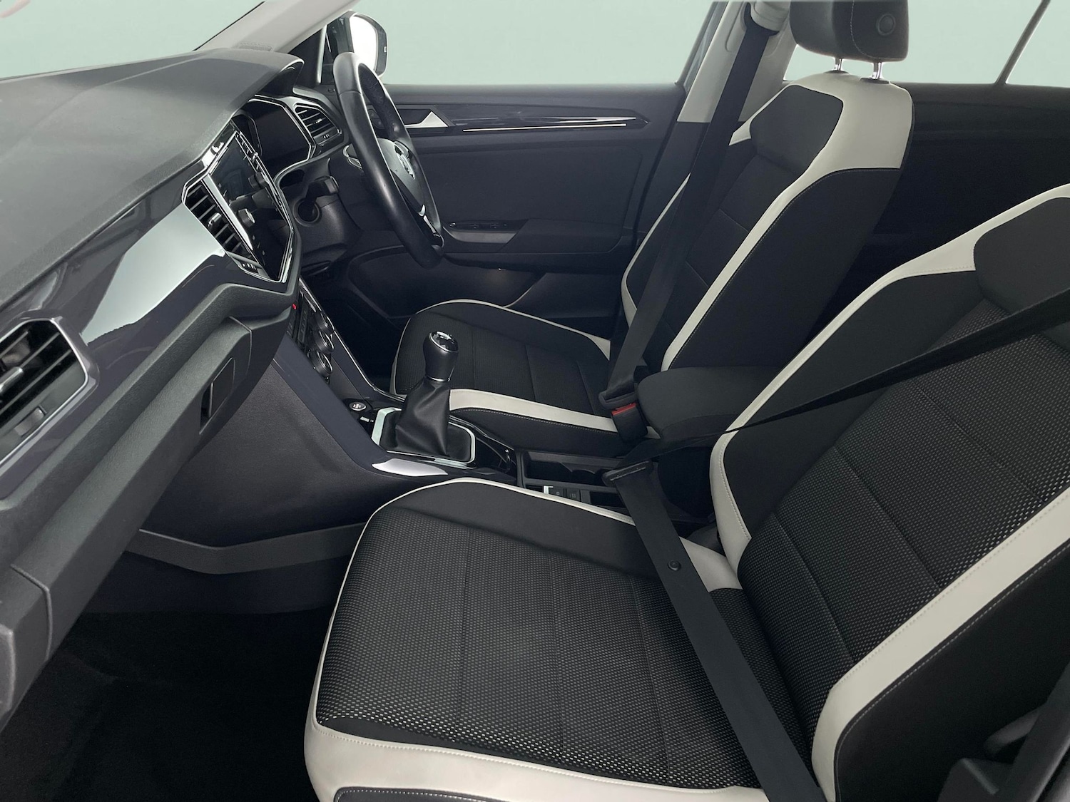 Used Volkswagen T-Roc 2020 for sale - 77274206: Photo 4