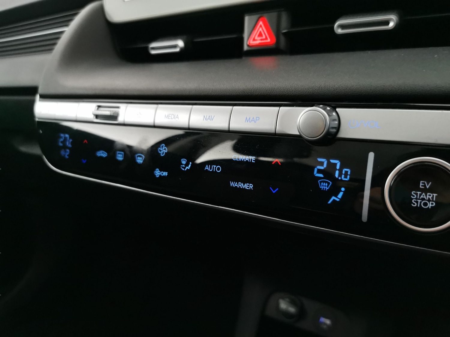 Used Hyundai IONIQ 5 2024 for sale - 77530000: Photo 18