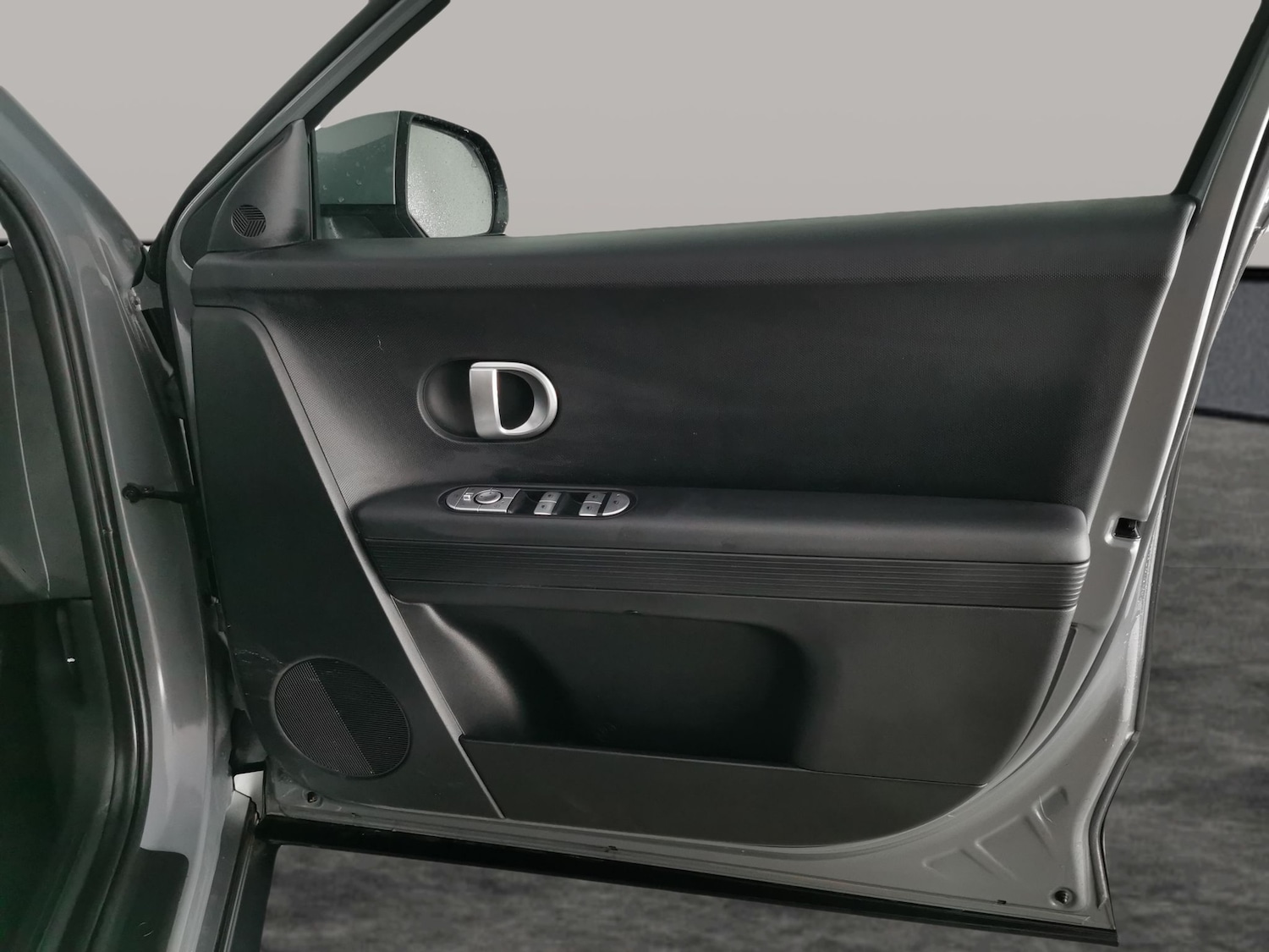 Used Hyundai IONIQ 5 2024 for sale - 77530000: Photo 33