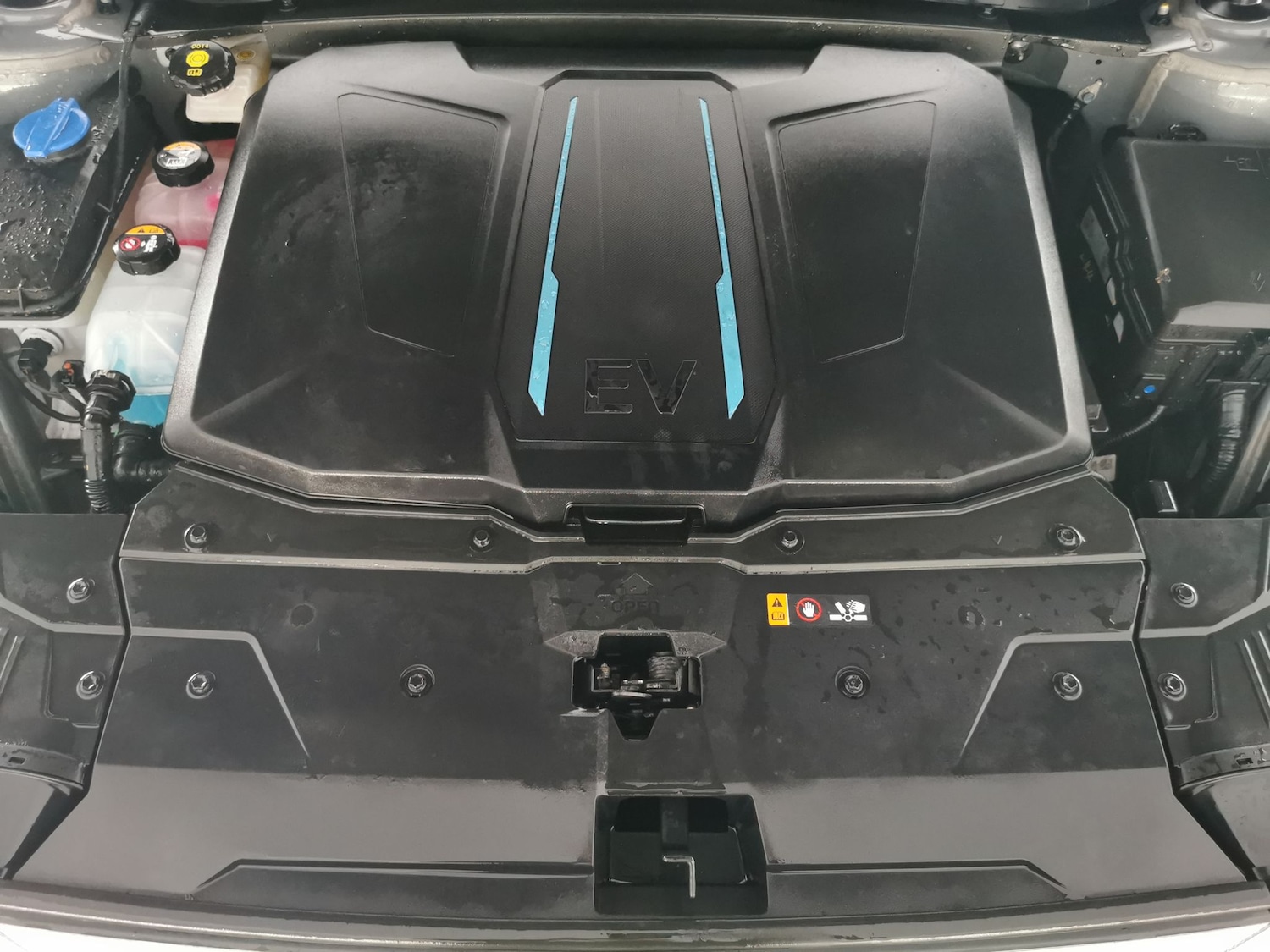 Used Hyundai IONIQ 5 2024 for sale - 77530000: Photo 38