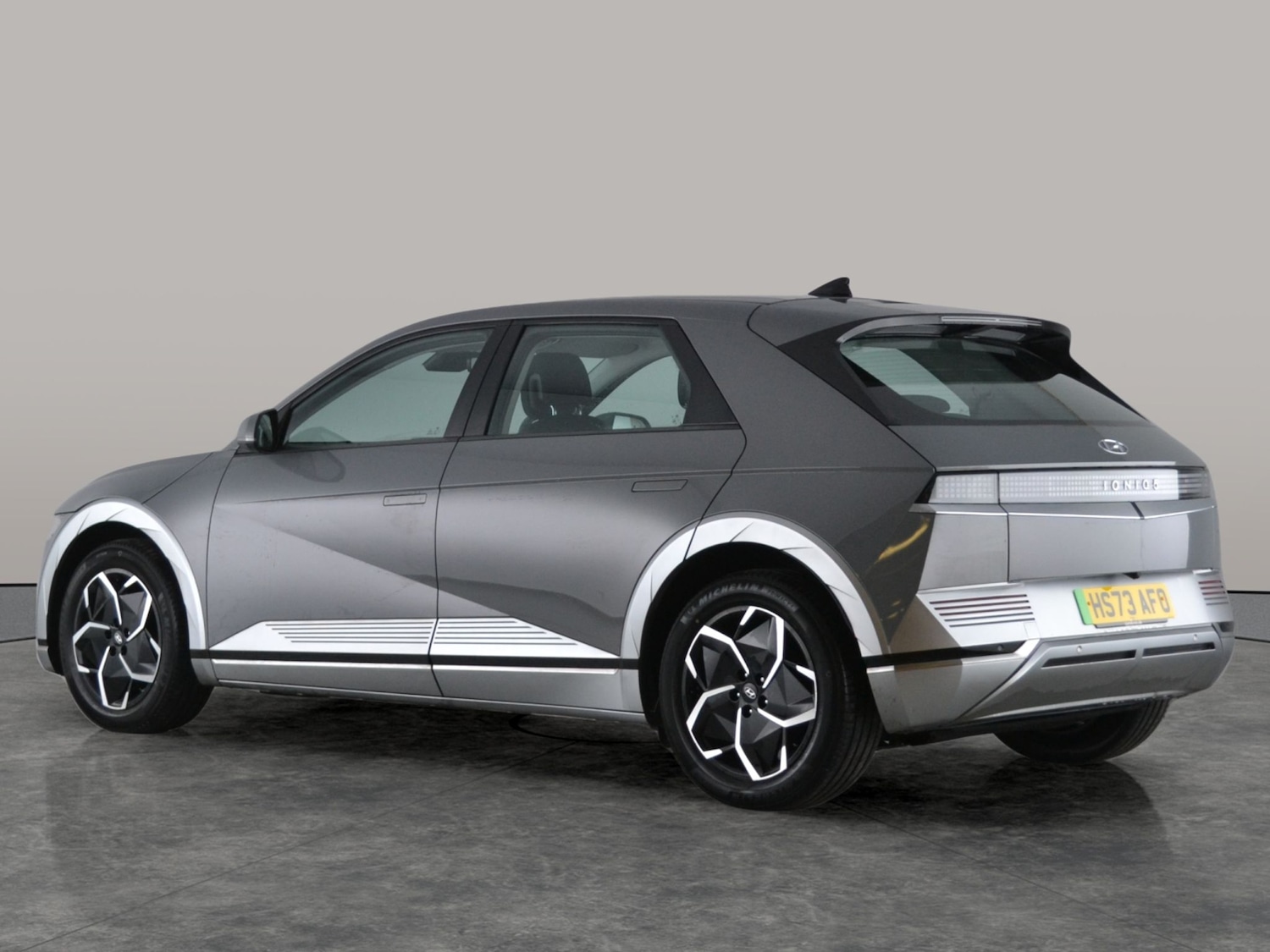 Used Hyundai IONIQ 5 2024 for sale - 77530000: Photo 8