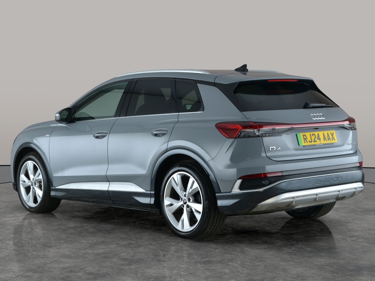 Used Audi Q4 e-tron 2024 for sale - 77458209: Photo 13