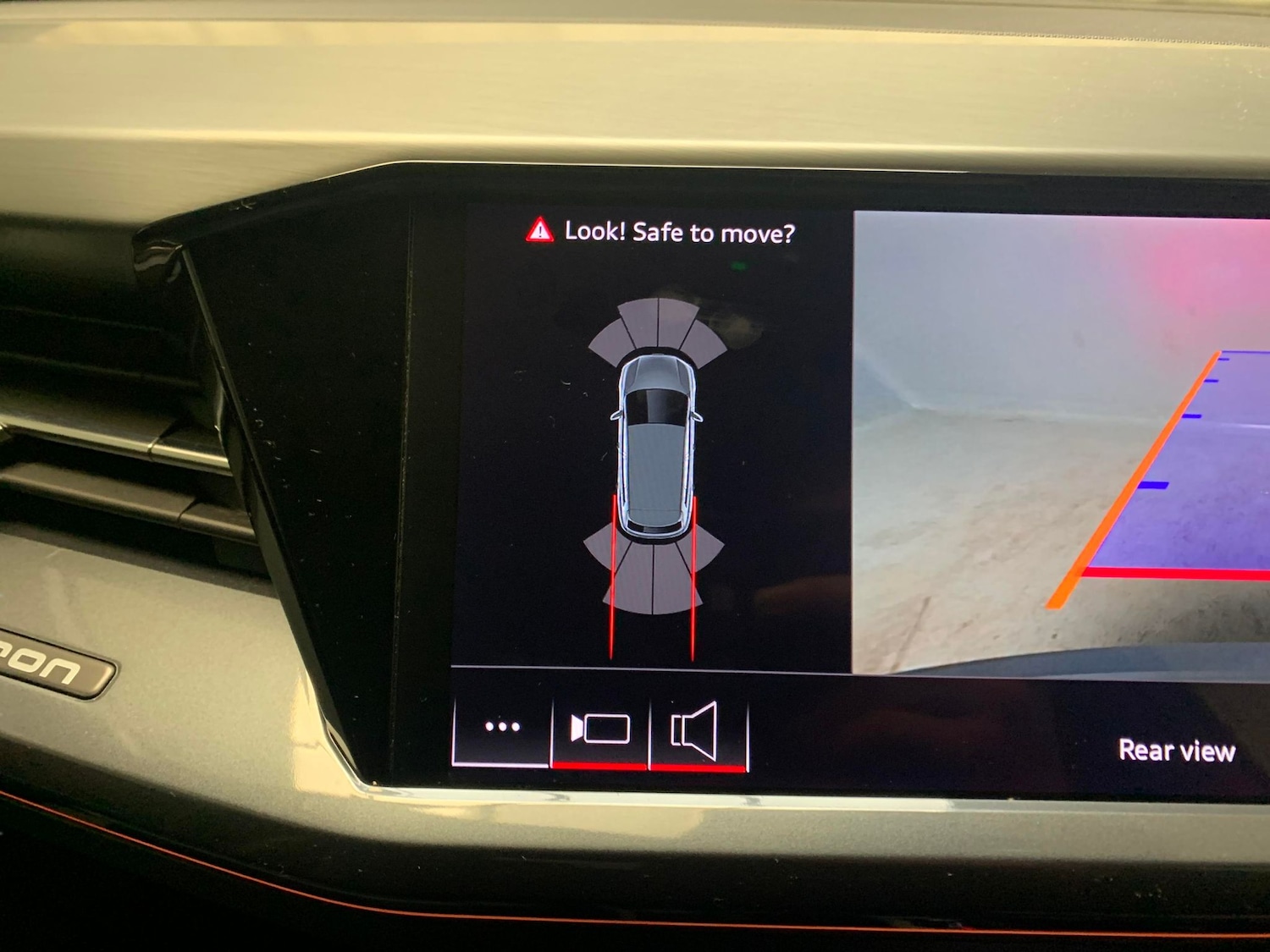 Used Audi Q4 e-tron 2024 for sale - 77458209: Photo 17