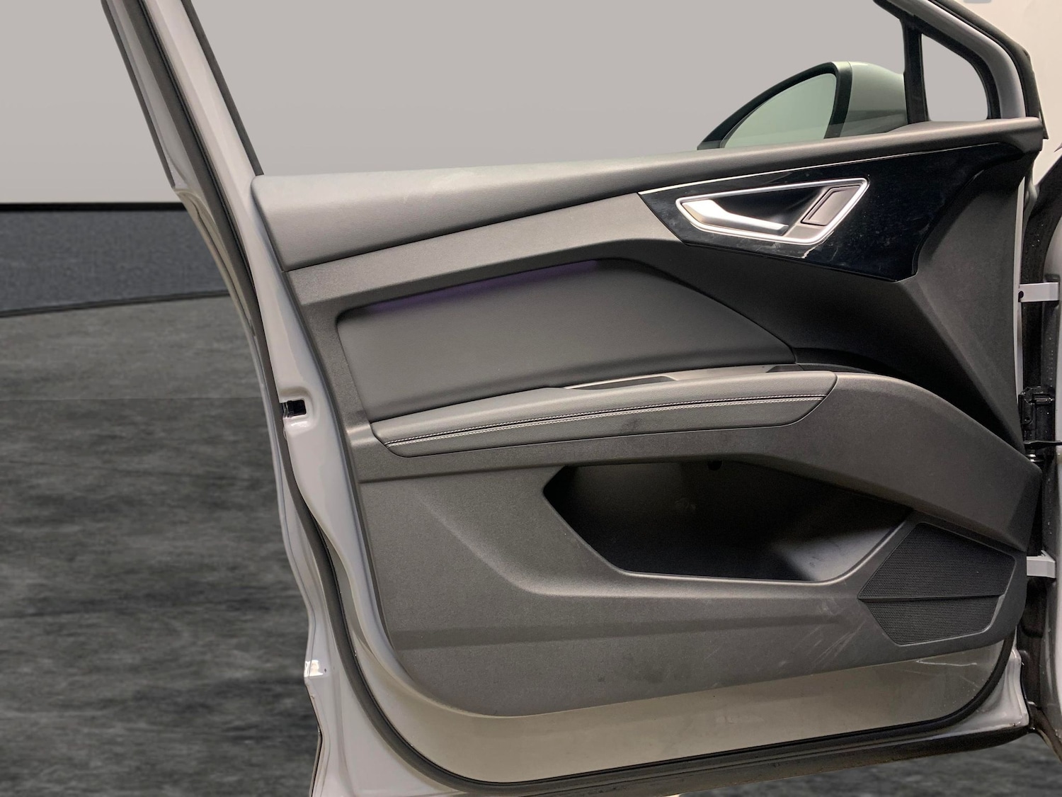 Used Audi Q4 e-tron 2024 for sale - 77458209: Photo 24