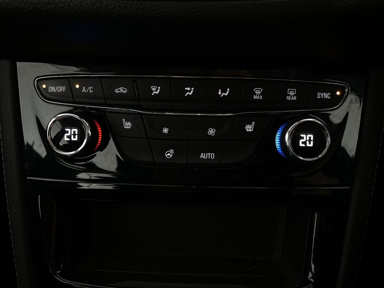 Used Vauxhall Astra 2018 for sale - 76519583: Photo 19